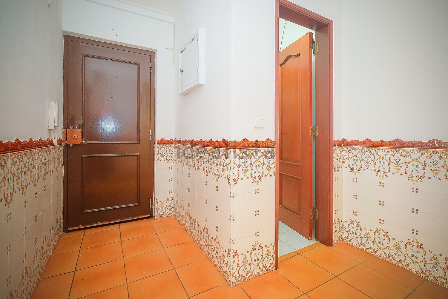 出租公寓 t2在Rua Fernão Mendes Pinto, 32 LoteDrto - 前厅