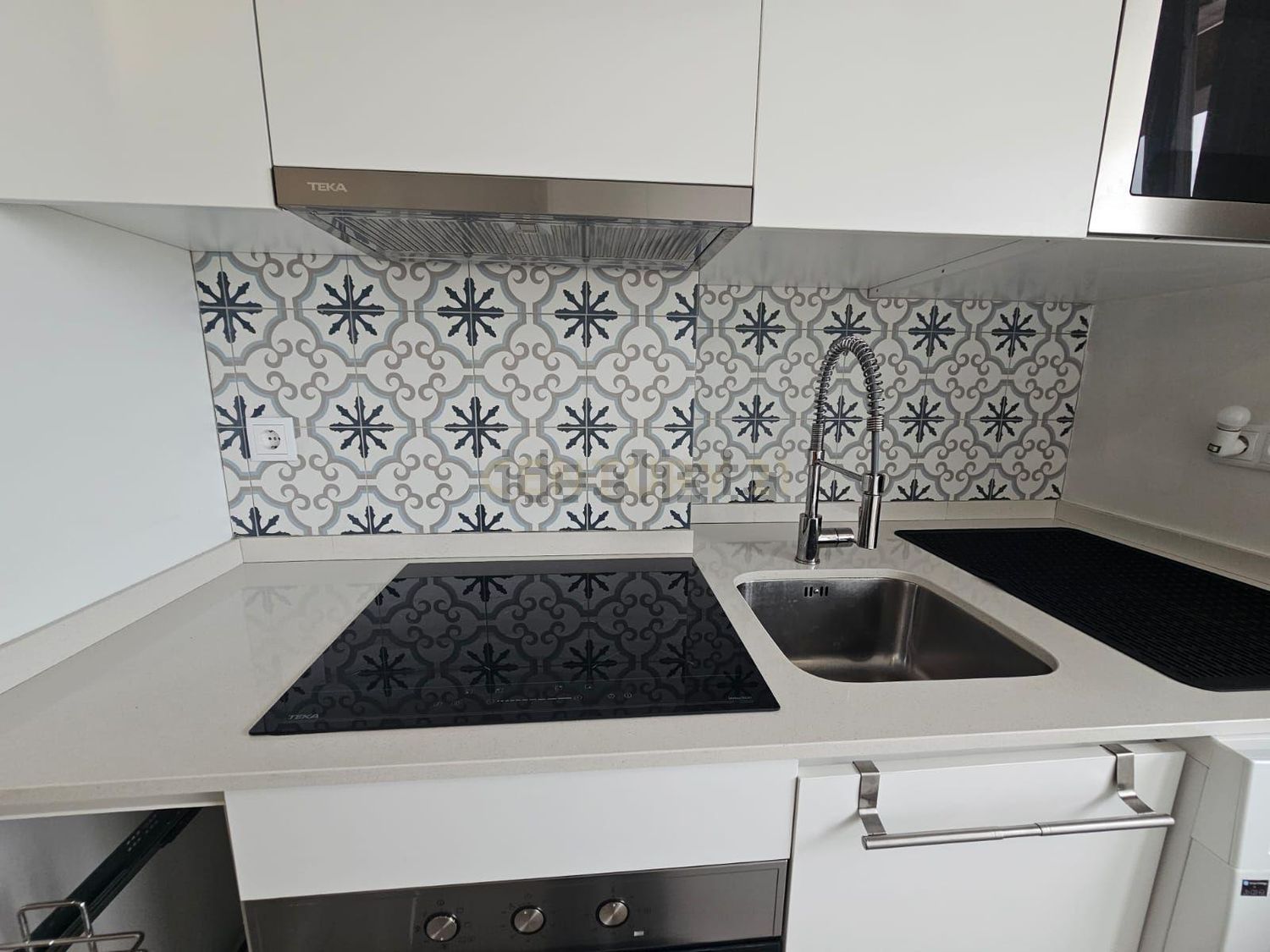 公寓 t1出售在Rua Correia Teles, 10 - 厨房