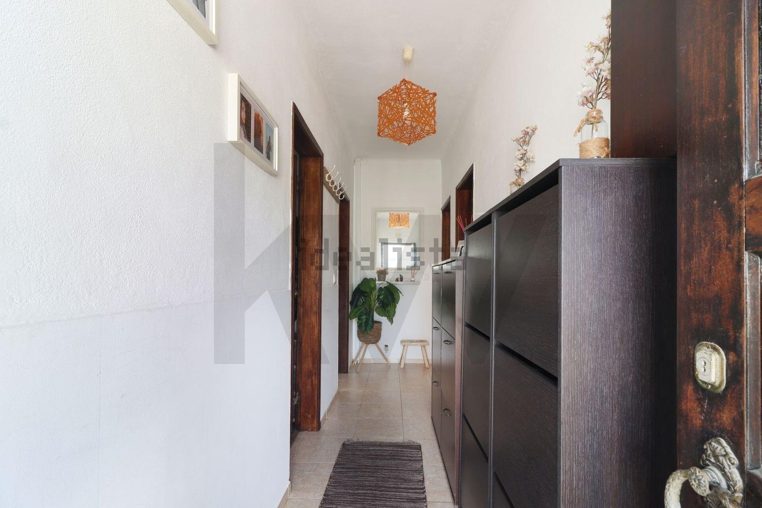 小楼房或独栋别墅出售在Rua António Aleixo - 过道