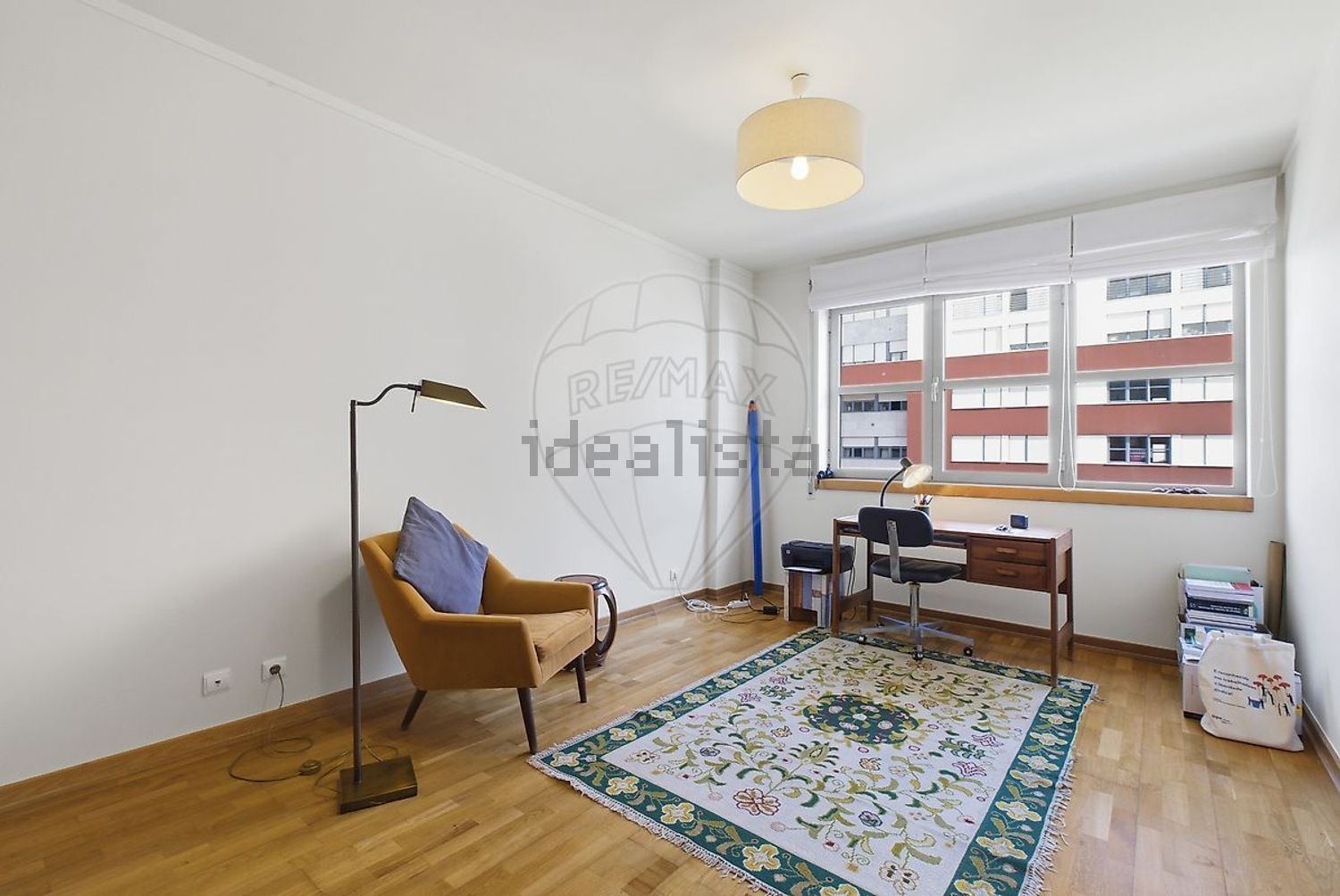 公寓 t2出售在Rua Cidade de Bolama - 客厅