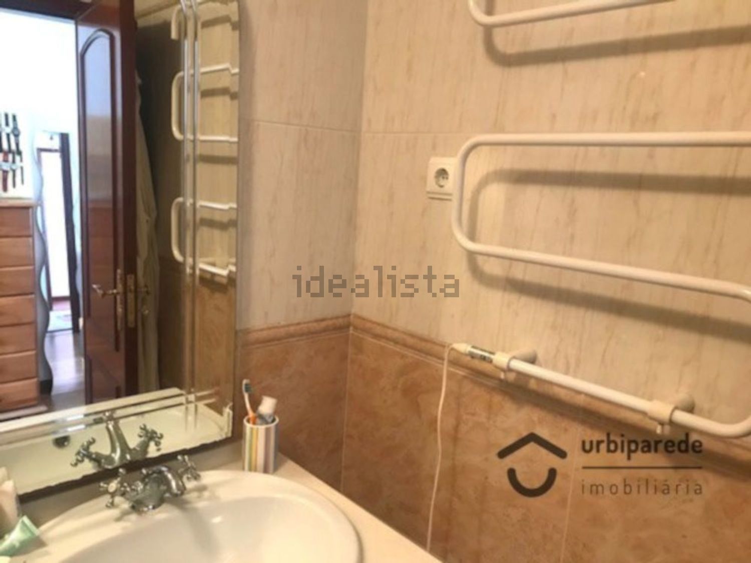 出租小楼房或独栋别墅在Praceta Susana Feitor s/n - 卫生间