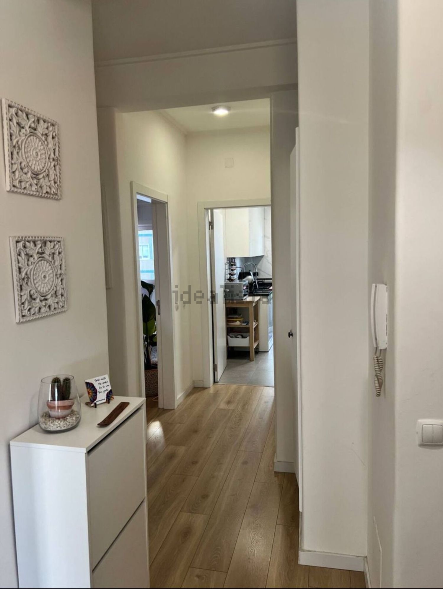 出租房间在Estrada da Luz, 222 - 客厅