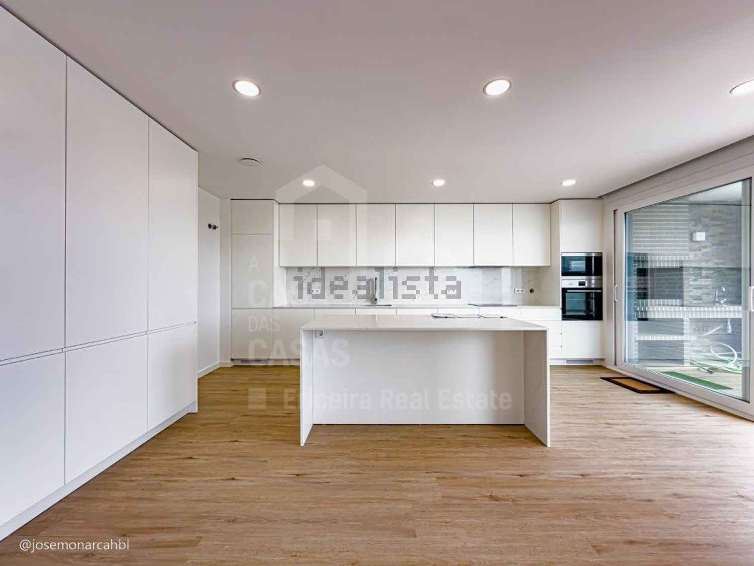 小楼房或独栋别墅出售在São Pedro da Cadeira - 厨房