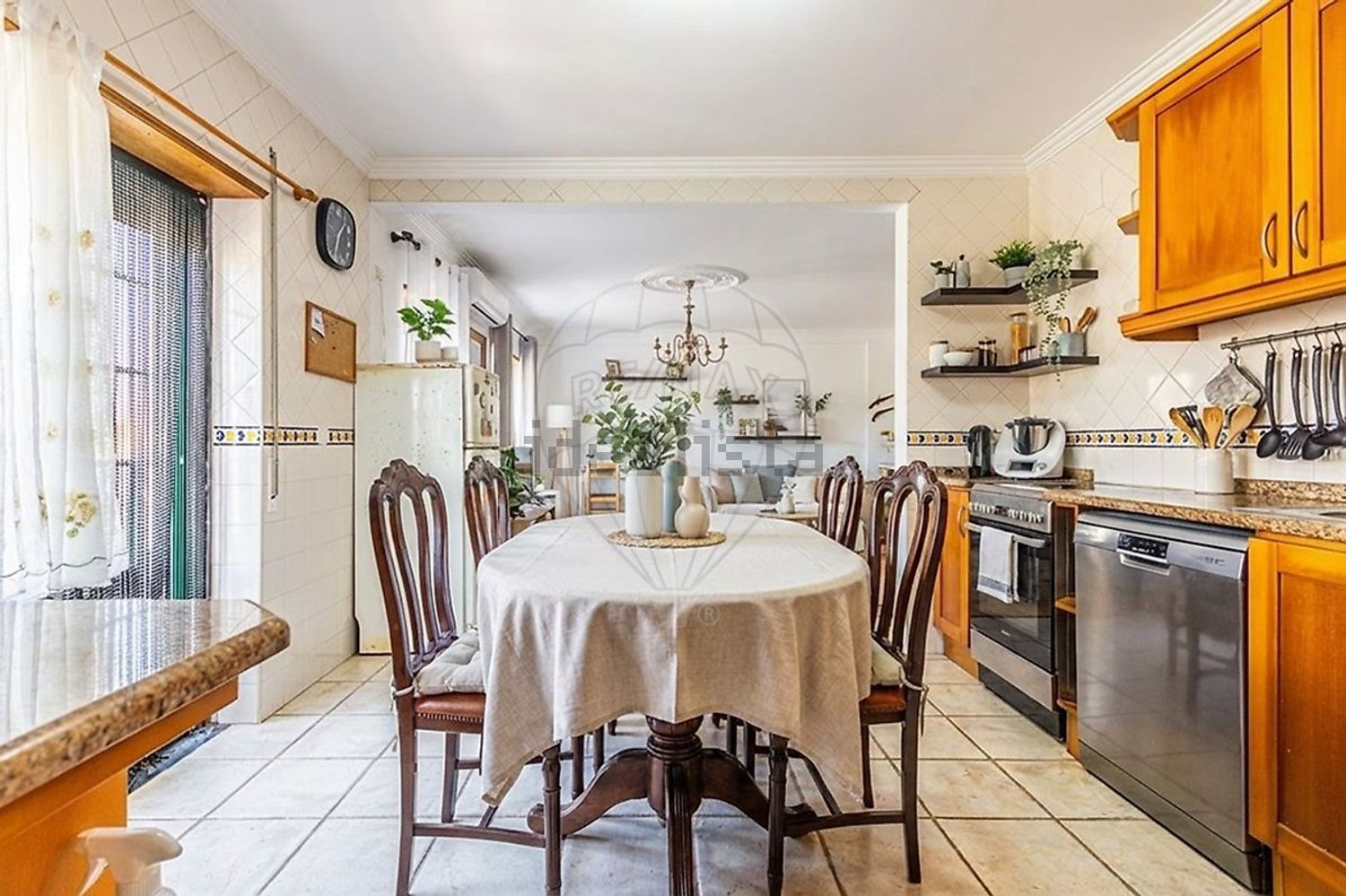 小楼房或独栋别墅出售在Rua das Flores - 客厅