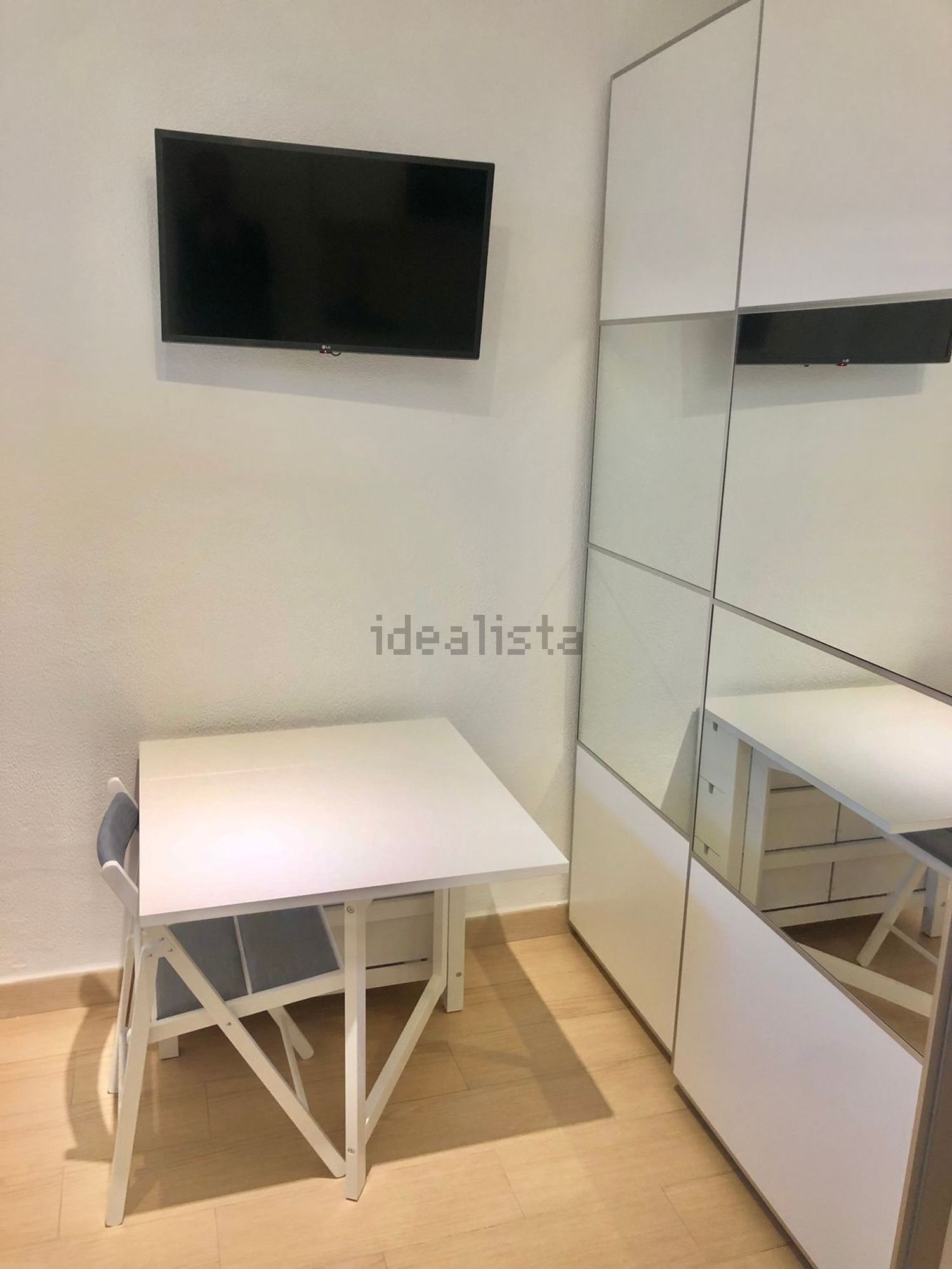 出租t0（单人公寓）在Rua Infante Dom Pedro, 1 - 卧室