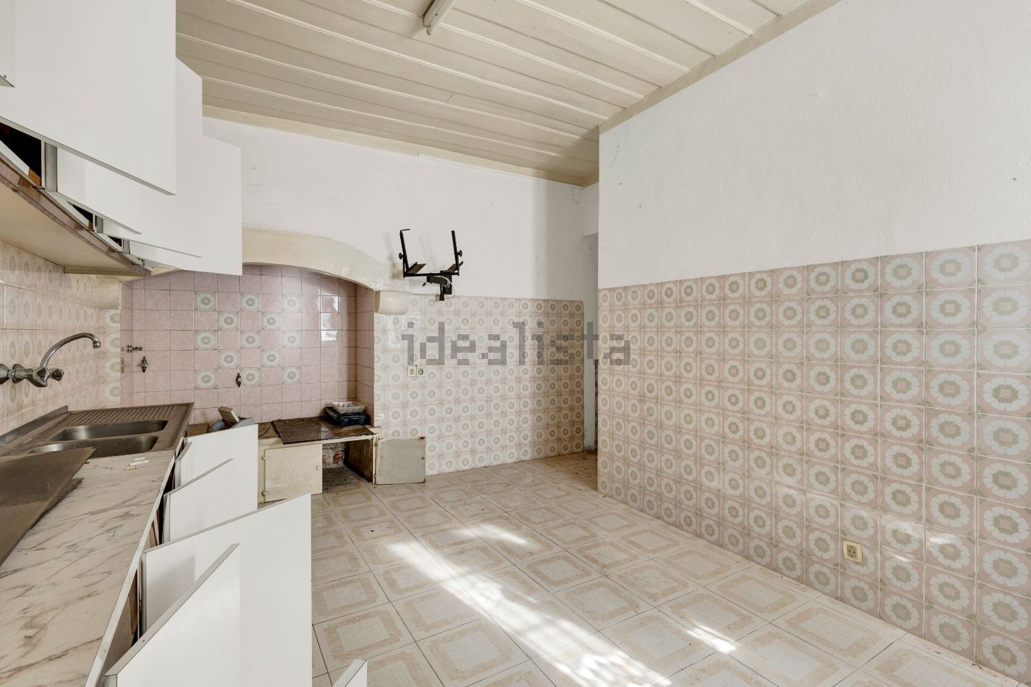 小楼房或独栋别墅出售在Rua Direita - 厨房