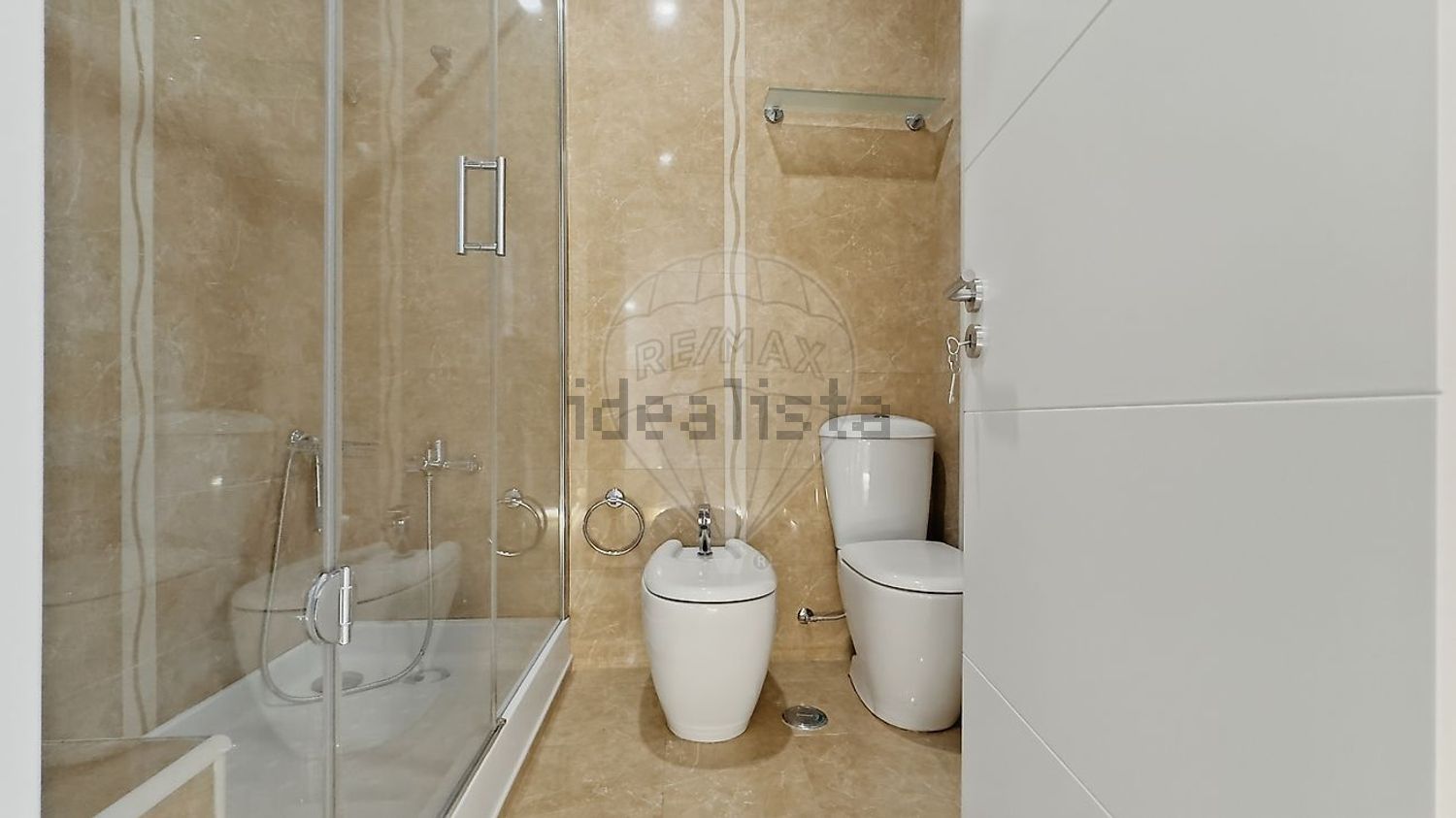 公寓 t3出售在Avenida das Areias - 卫生间