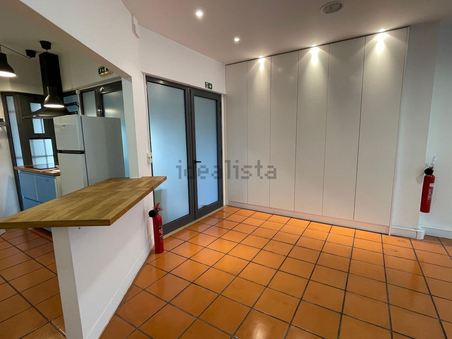 出租公寓 t2在Rua Nelson Pereira Neves, 1 - 客厅