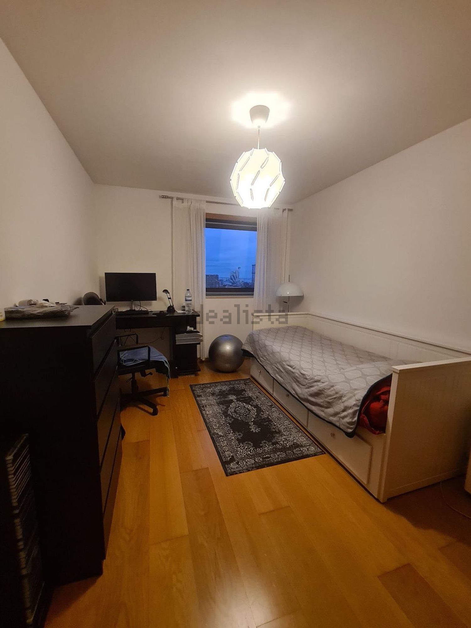 出租公寓 t2在Rua Armandinho, 1 - 卧室