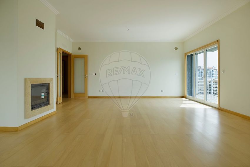 出租公寓 t3在Estrada de Paço de Arcos