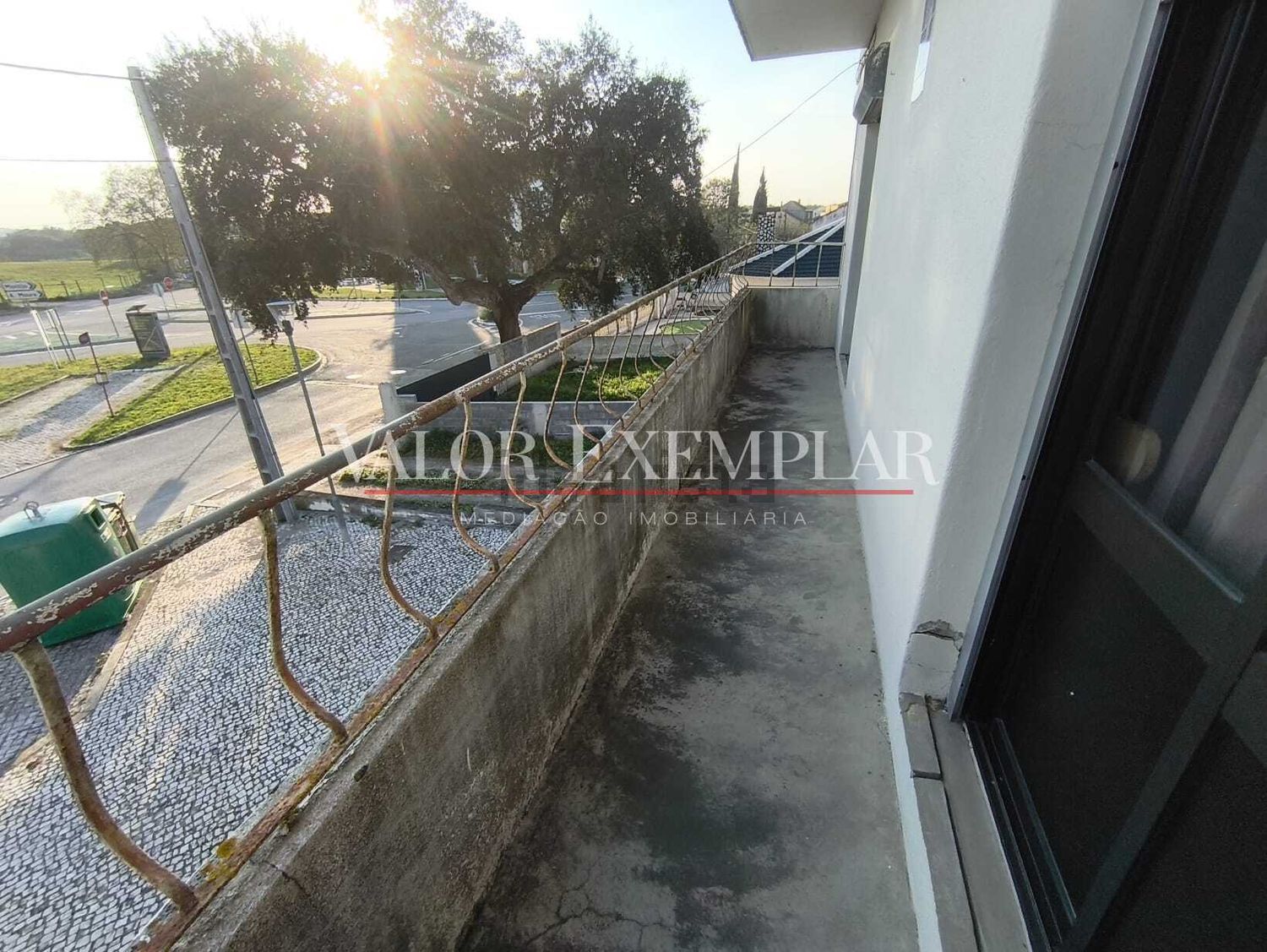 小楼房或别墅出售在Poceirão e Marateca - 阳台