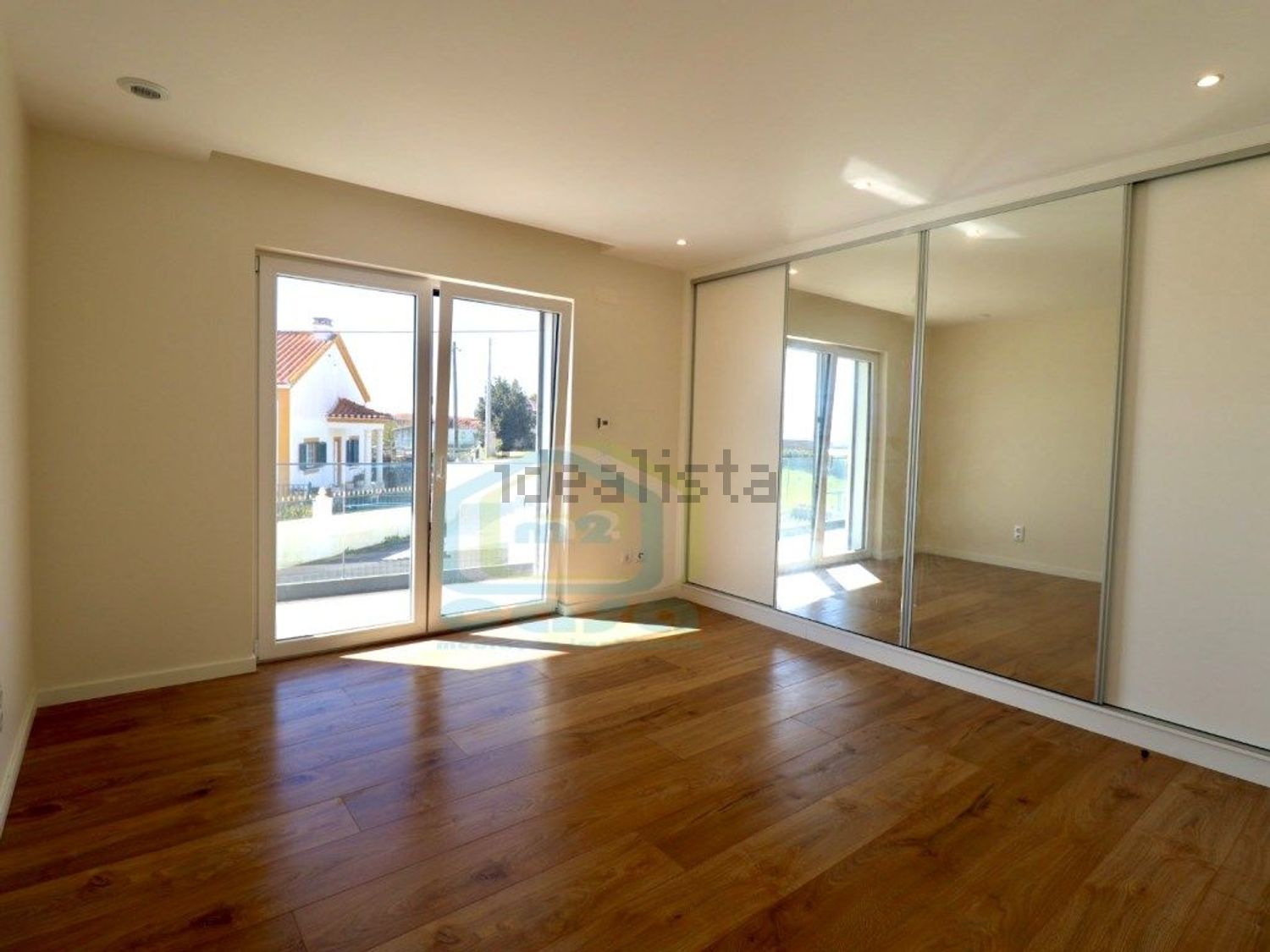 小楼房或独栋别墅出售在Rua das Flores - 居住