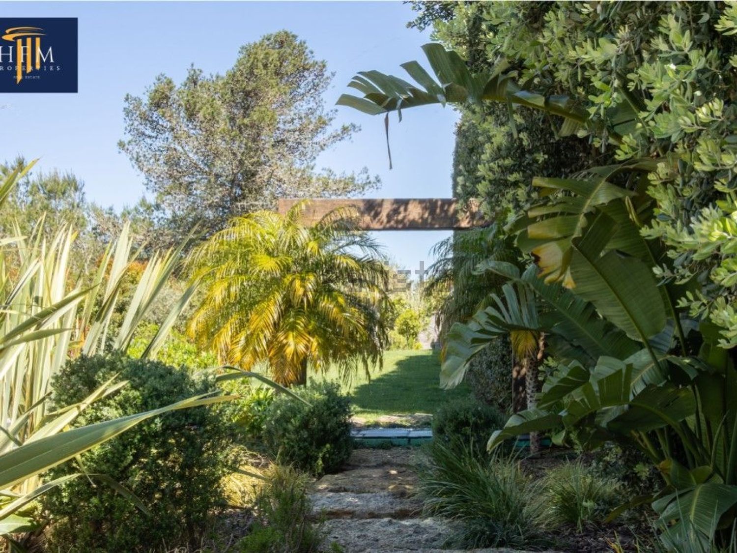 小楼房或独栋别墅出售在Várzea de Sintra - 花园