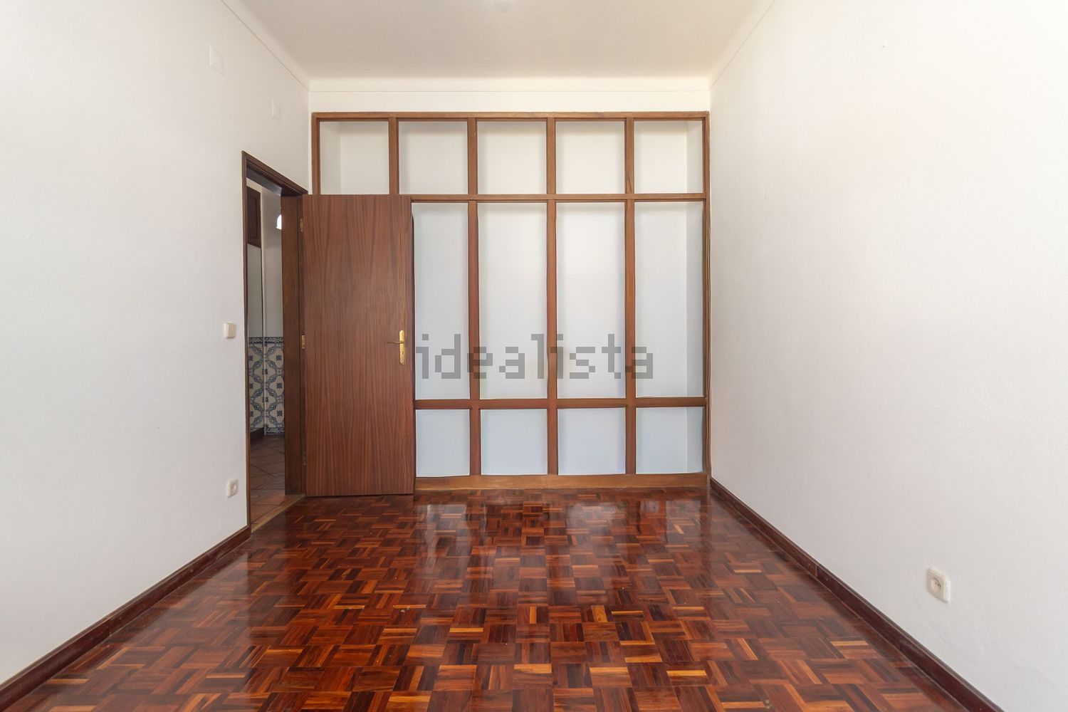 小楼房或独栋别墅出售在Avenida Padre Nabeto - 居住