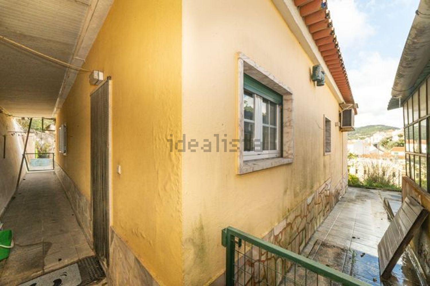 小楼房或独栋别墅出售在Travessa Linhas de Torres - 阳台