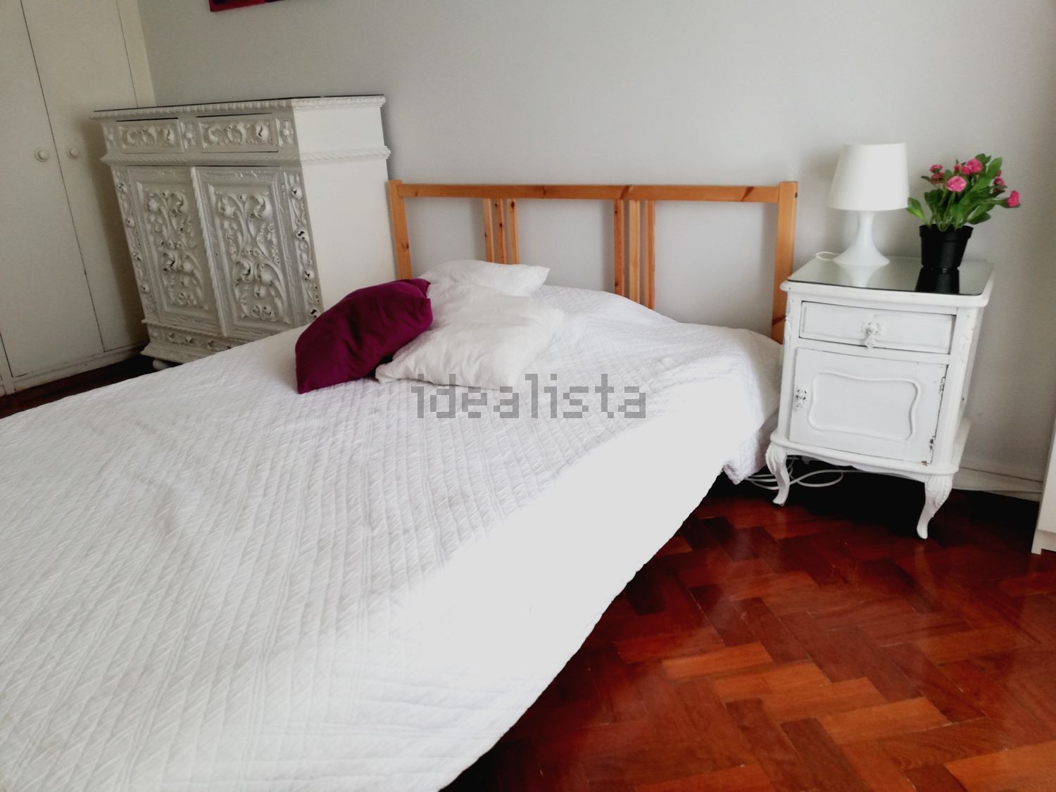 出租房间在Estrada da Luz, 100 - 卧室