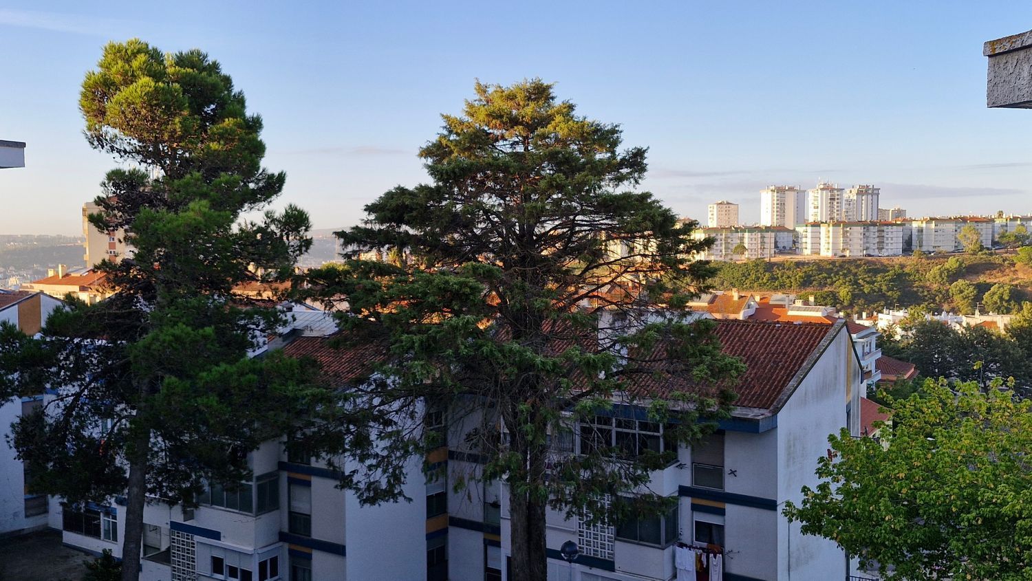 出租房间在Praceta Francisco Alves Taborda, 10 - 外立面