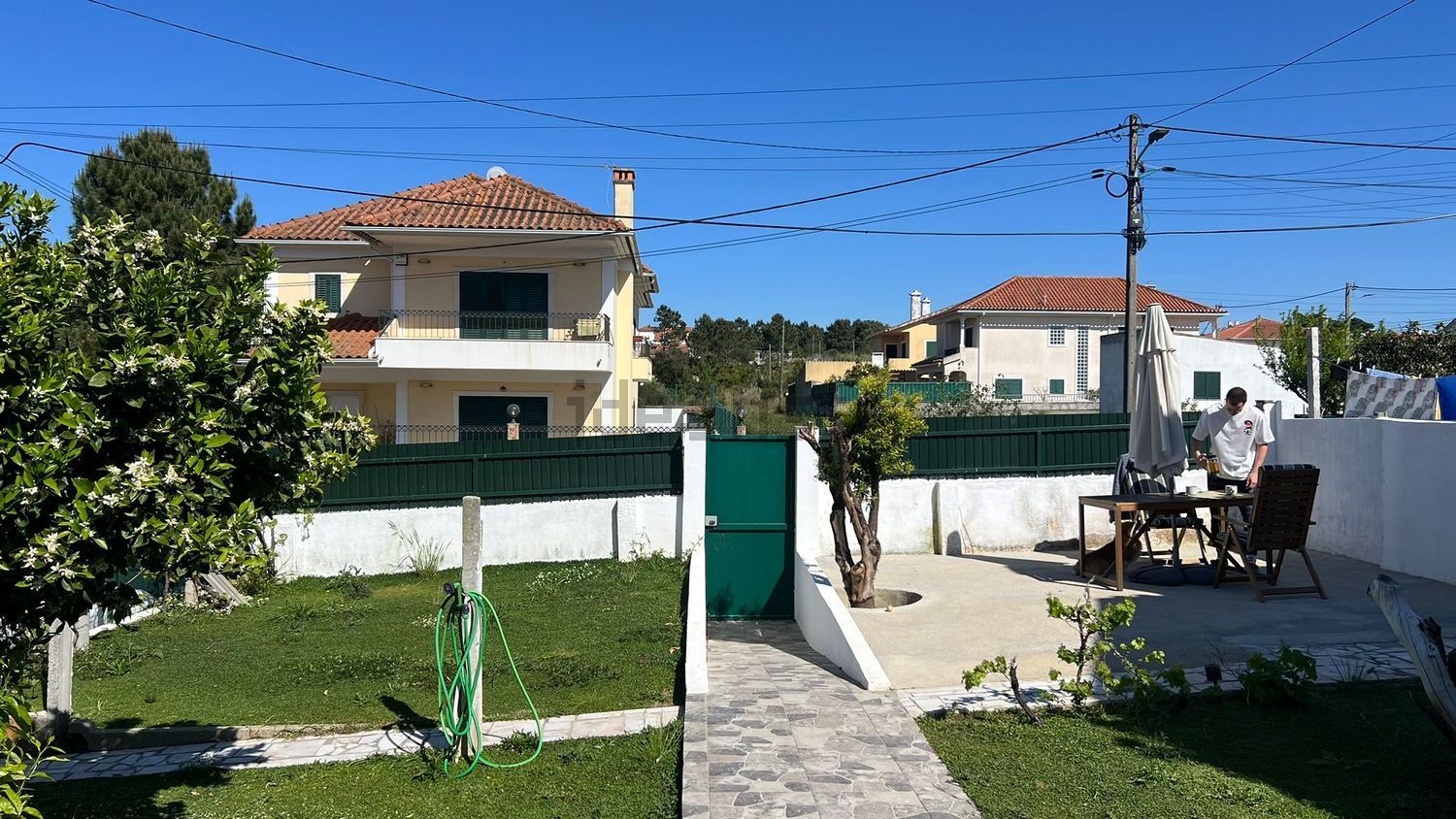 出租小楼房或独栋别墅在Rua Rui Cinatti, 391 - 外立面