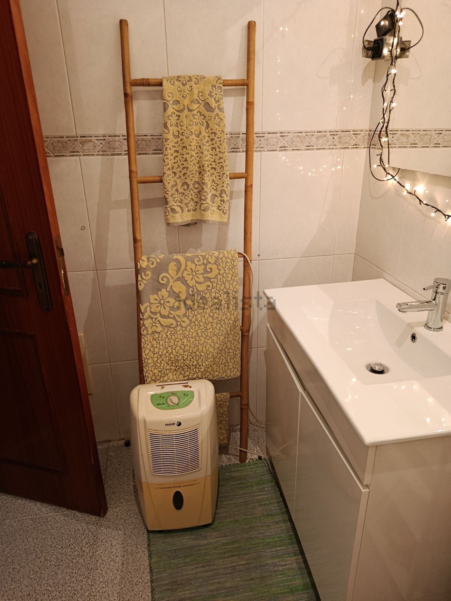 出租公寓 t3在Rua Irene Lisboa, 3 - 卫生间