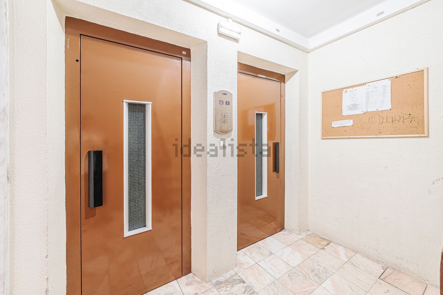 公寓 t3出售在Praceta Gaspar Corte Real - 共同区域