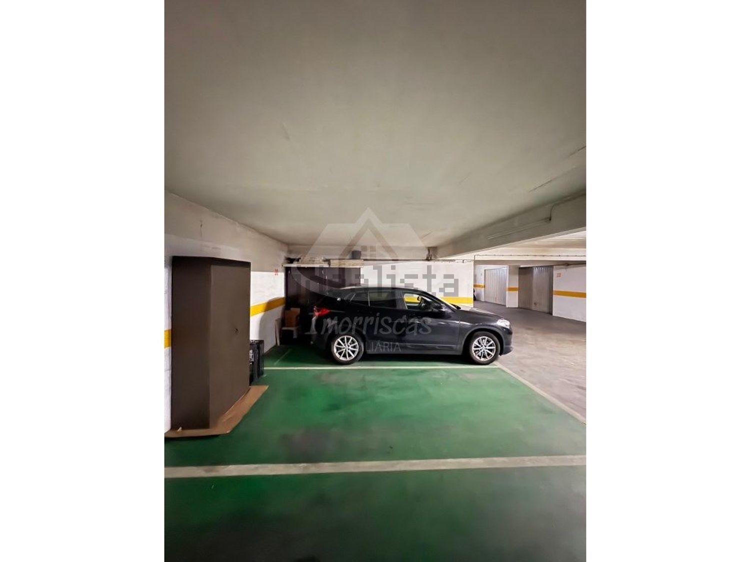 公寓 t2出售在Rua 5 de Outubro - 停车位