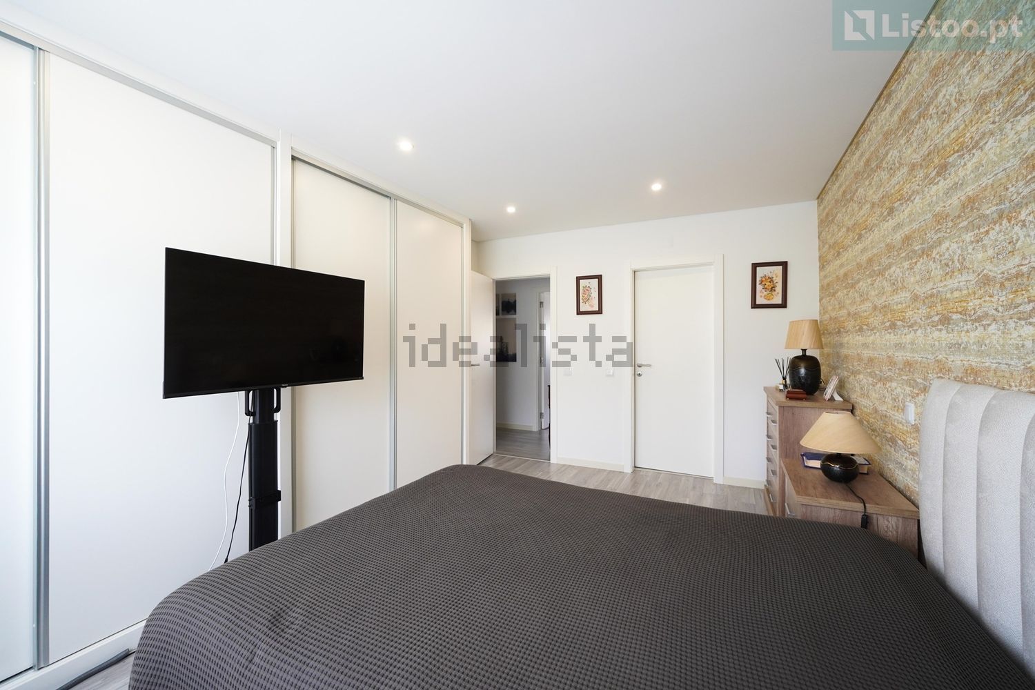 公寓 t3出售在Rua da Urmeirada - 卧室