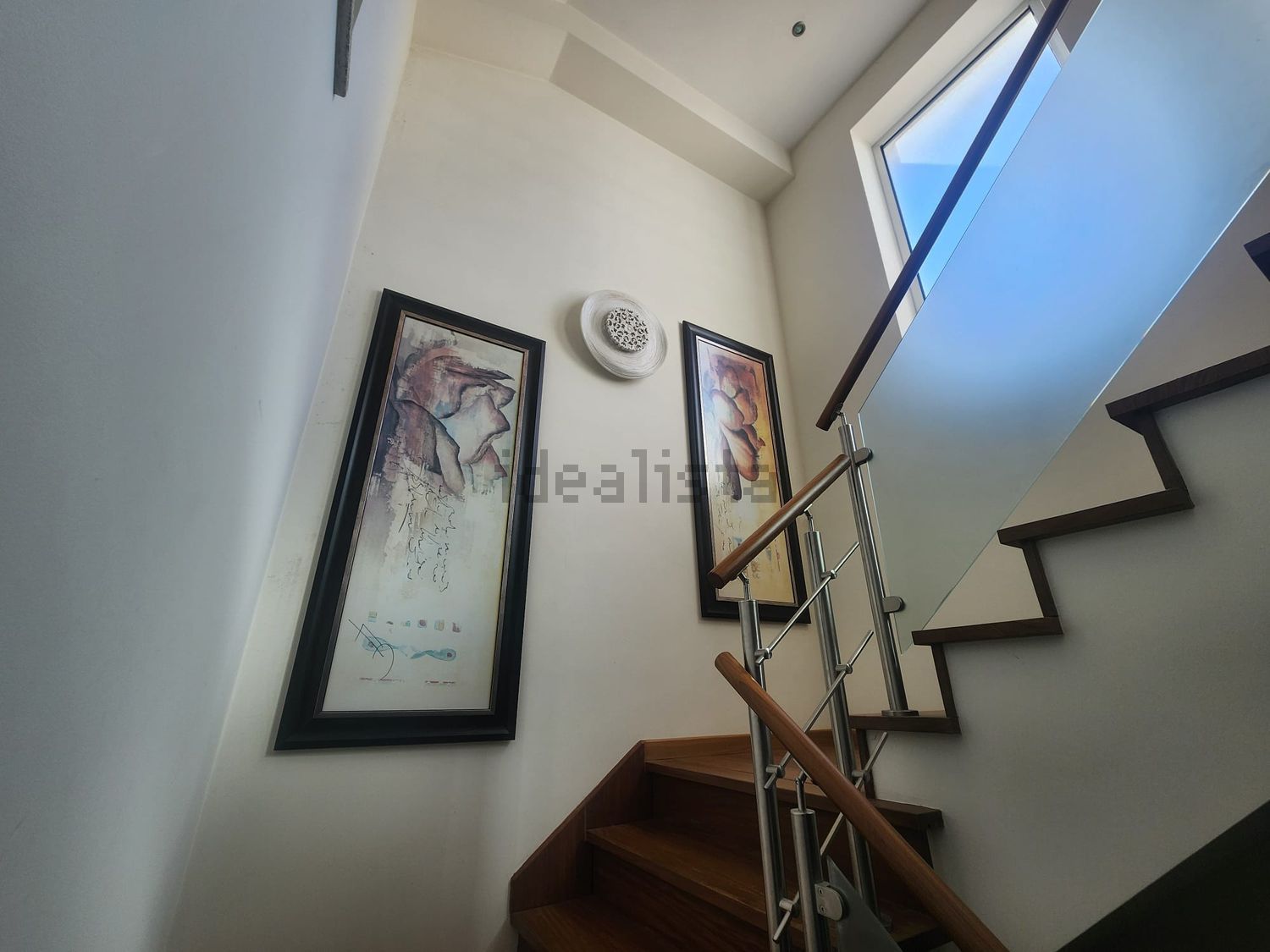 联排别墅出售在Rua da Fábrica - 楼梯