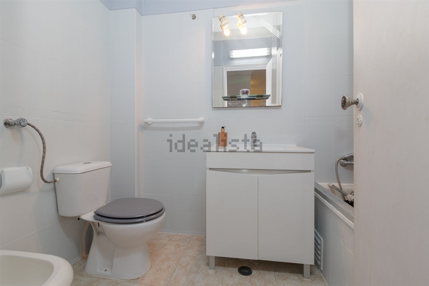 公寓 t2出售在Rua César Coelho, 3 - 卫生间