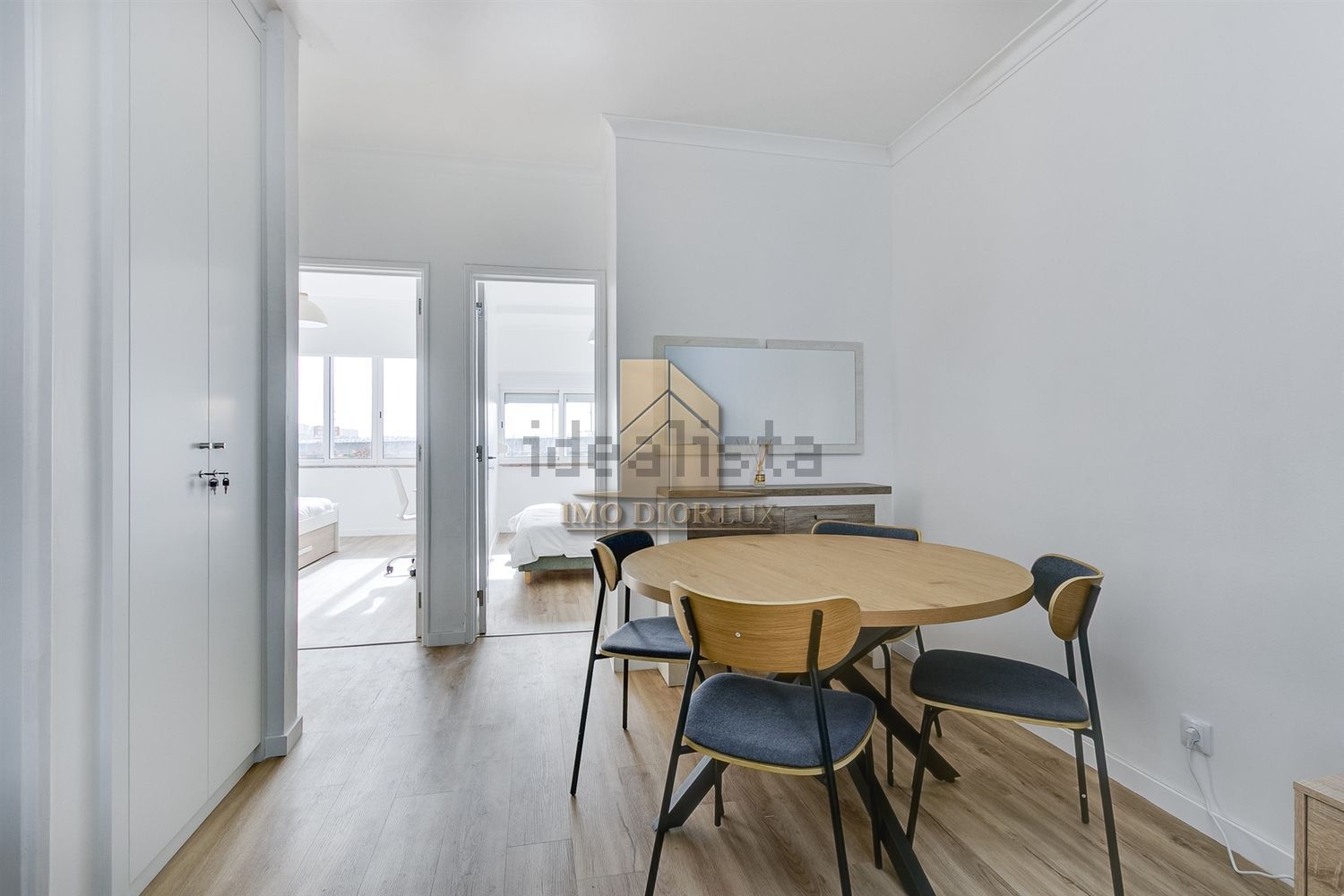 出租公寓 t2在Rua Cidade do Lobito, 4 - 餐厅