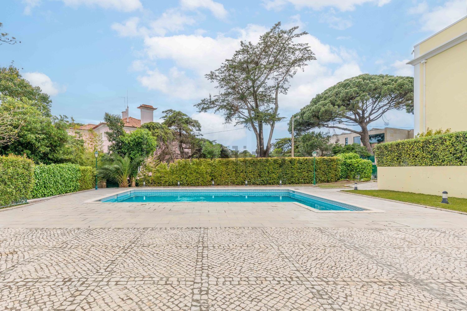 公寓 t2出售在Rua Alentejo - 游泳池