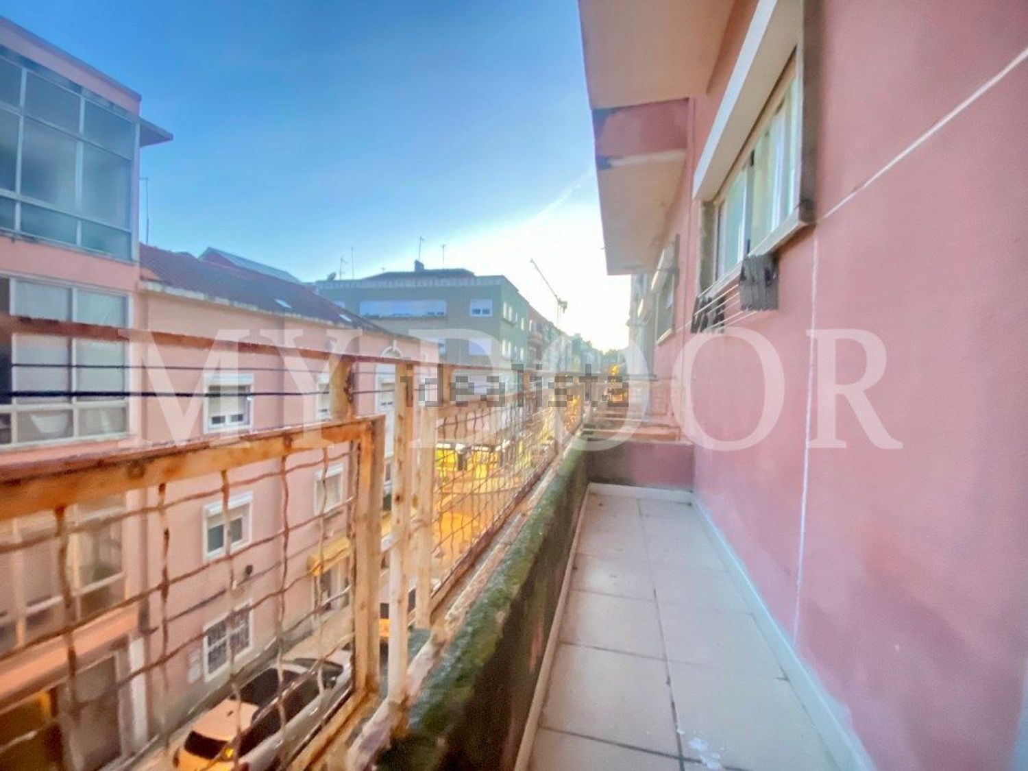 公寓 t1出售在Moscavide e Portela - 阳台