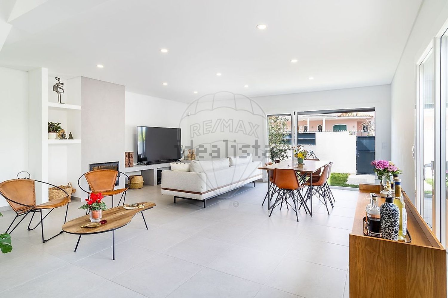 出租小楼房或独栋别墅在Rua 12 - 客厅