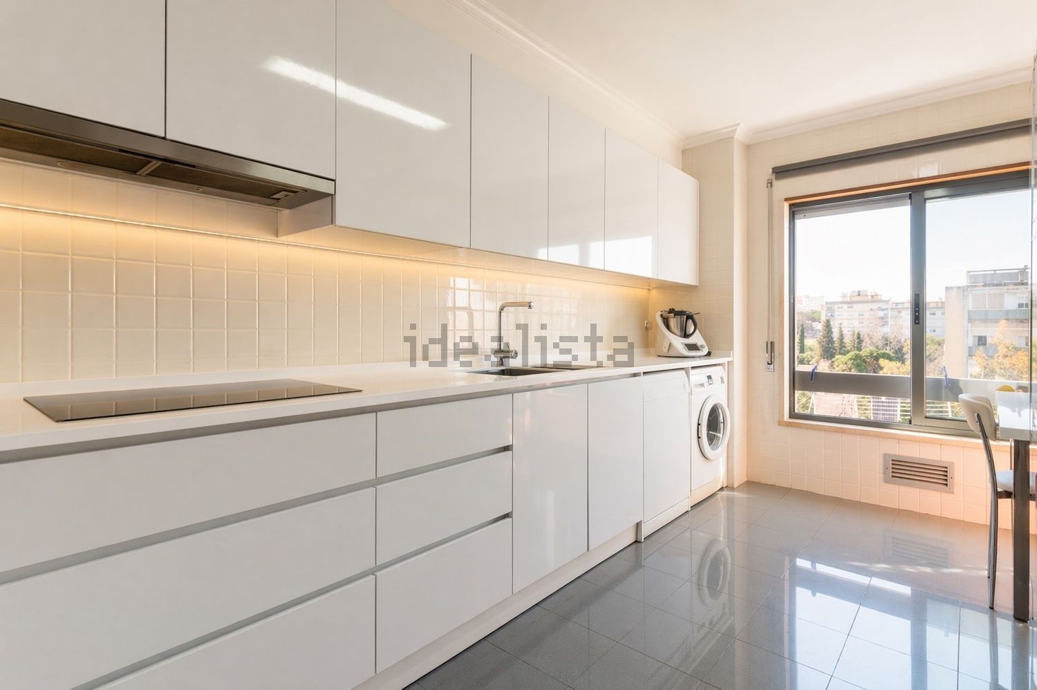 公寓 t2出售在Avenida Cidade de Luanda - 厨房