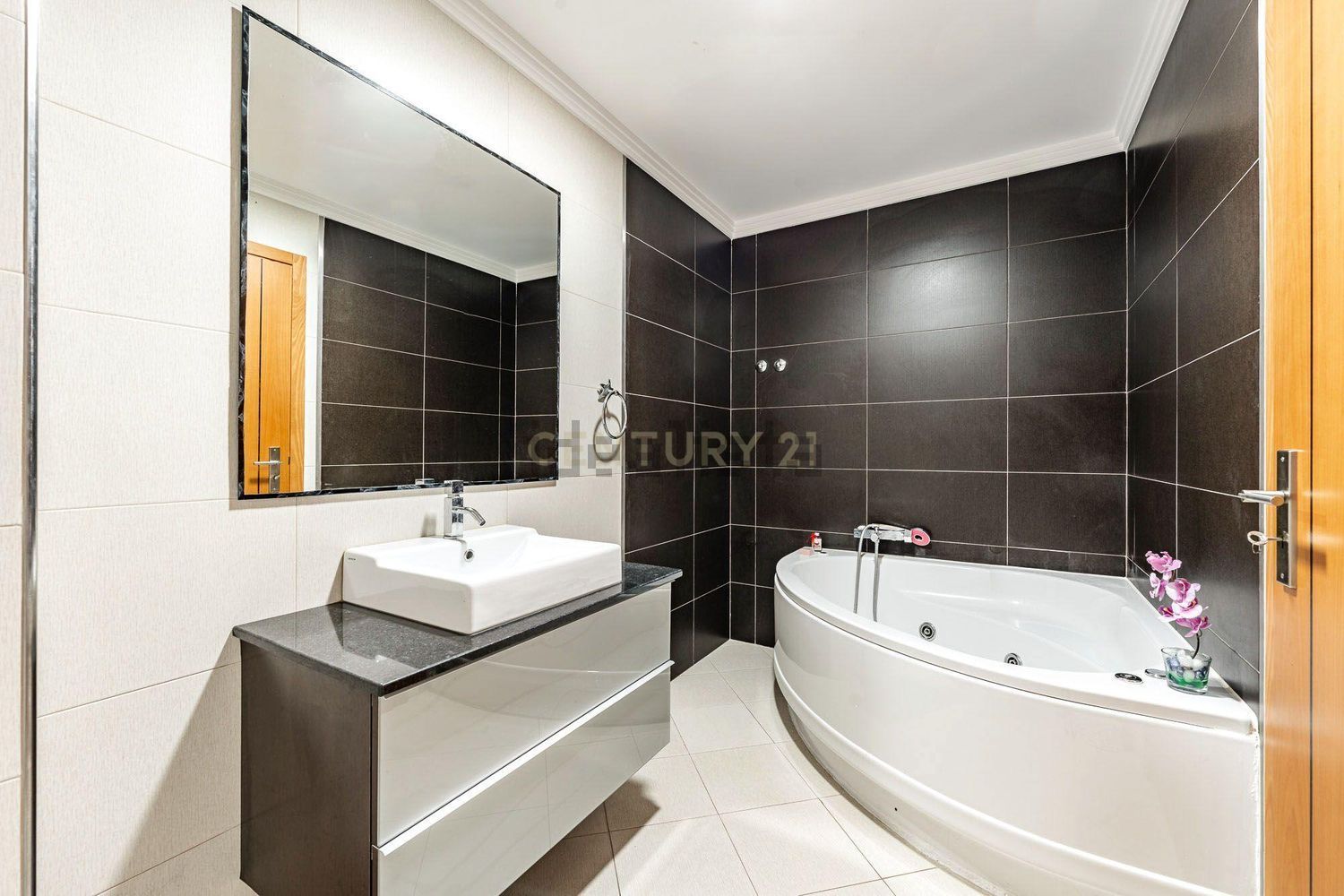 公寓 t3出售在Portas da Cidade - Alto das Vinhas Grandes - 卫生间