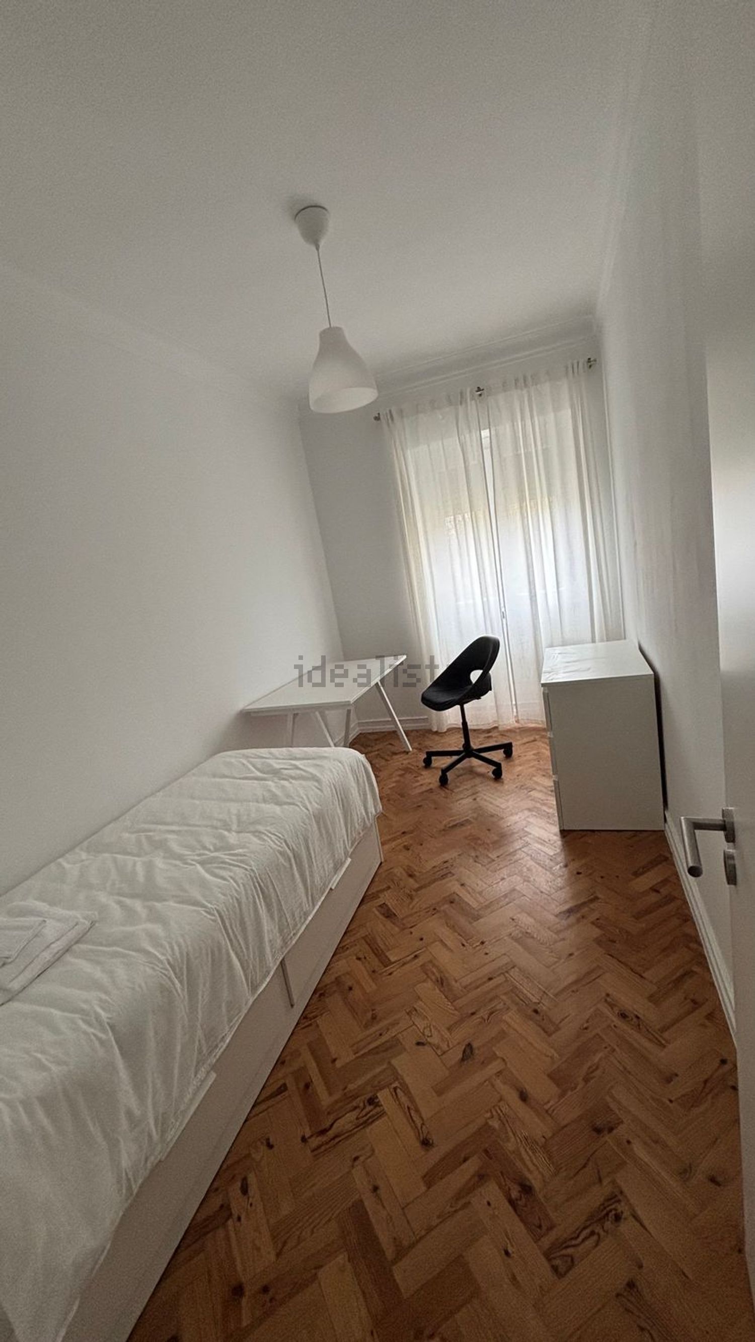 出租房间在Praceta José Augusto Gouveia, 5 - 卧室