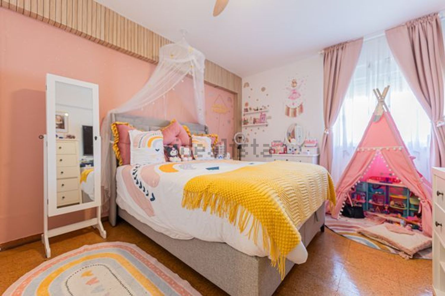 公寓 t4出售在Rua Almeida Garrett, 29 - 卧室