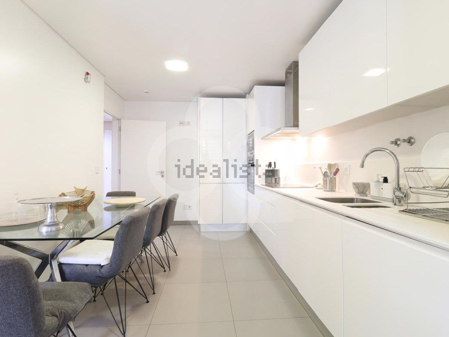 出租公寓 t3在Rua Luciana Stegagno Picchio, 12 - 厨房