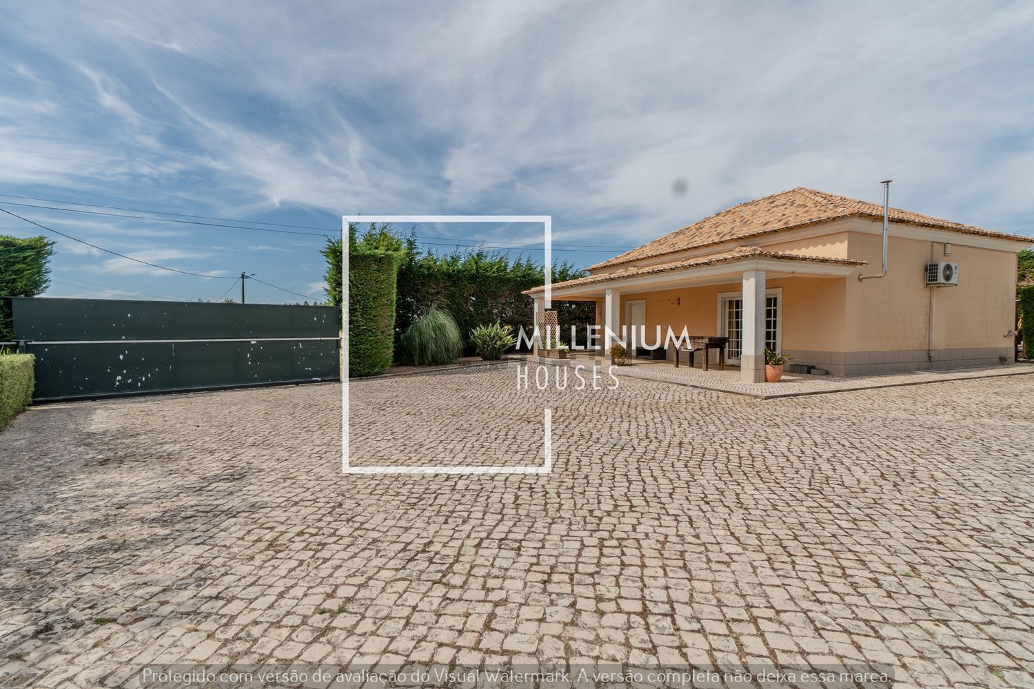 小楼房或独栋别墅出售在Rua do Moinho, 2 - 外立面