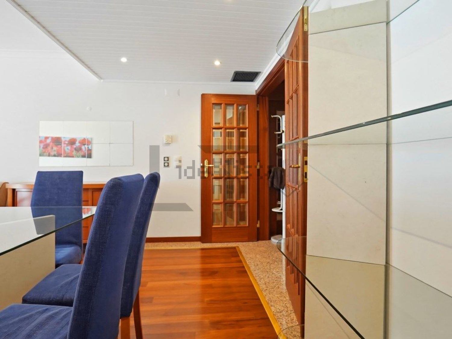 出租公寓 t2在Rua Comandante Cousteau - 客厅