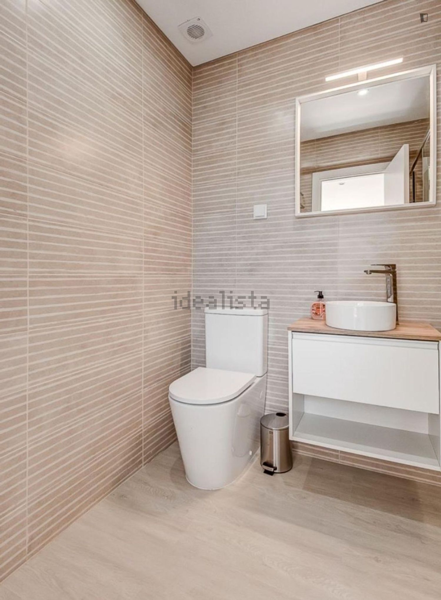 出租房间在Rua do Chafariz Público - 卫生间