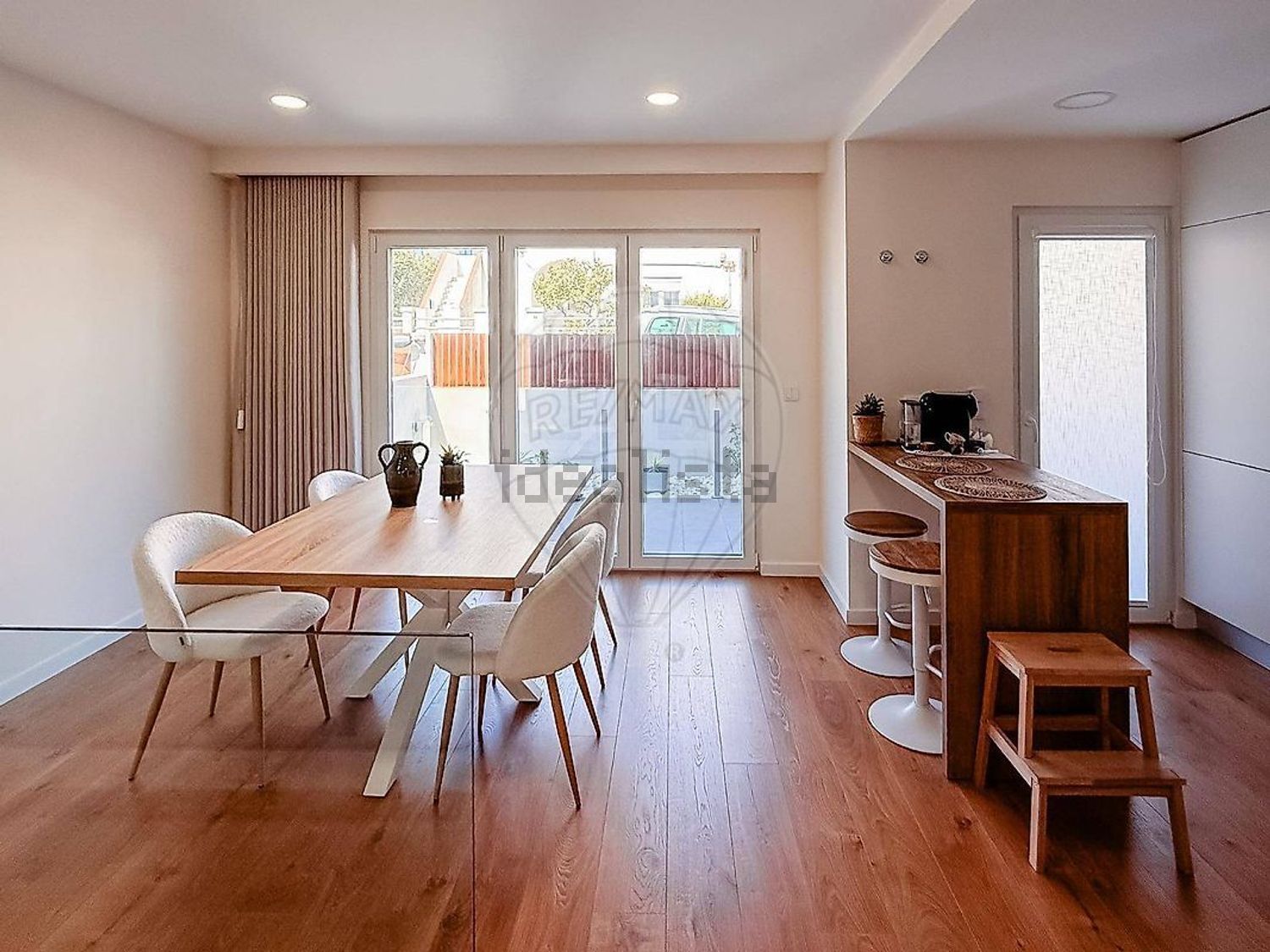 公寓 t2出售在Rua de Olivença - 客厅