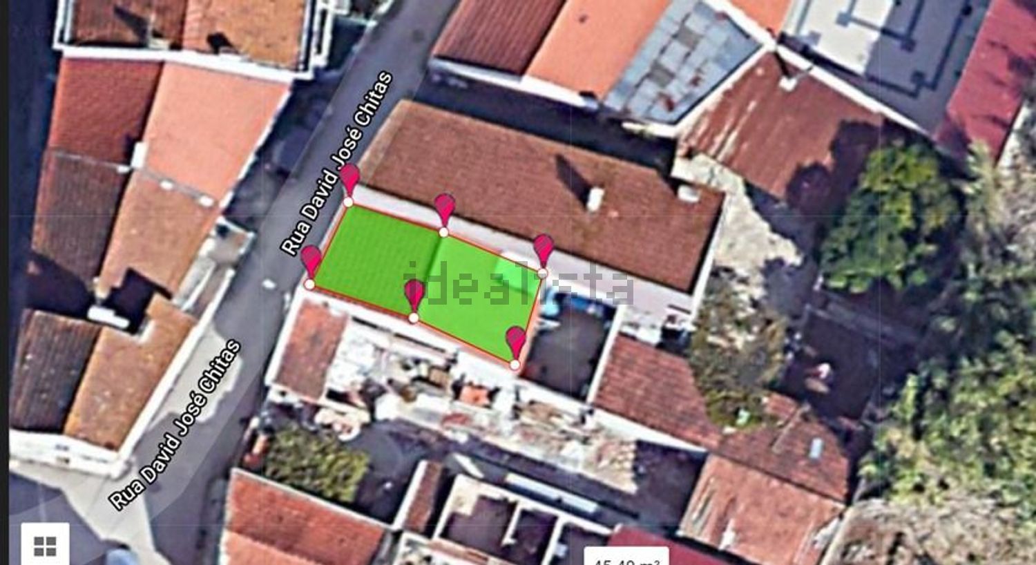 小楼房或独栋别墅出售在Rua David José Chitas, 8 - 土地