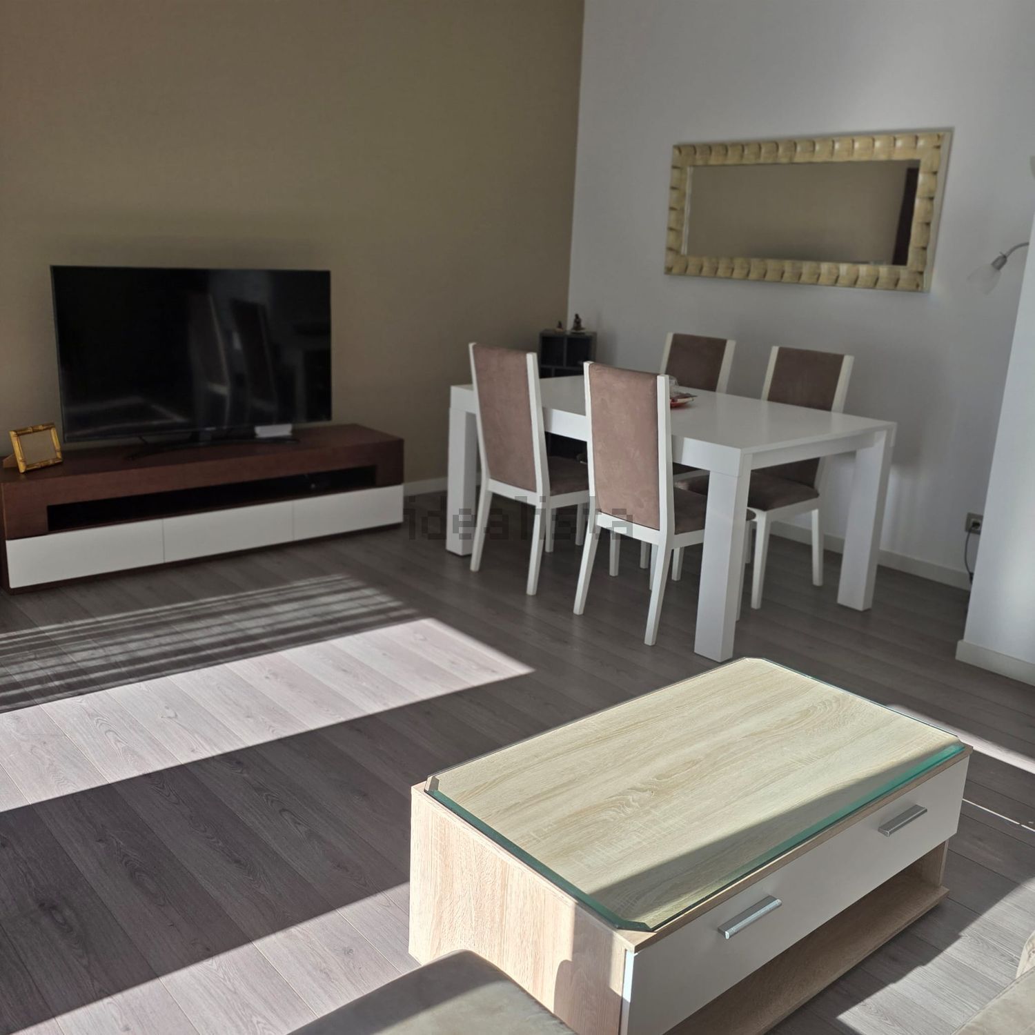 出租公寓 t2在Avenida Dom Afonso Henriques, 28 - 客厅