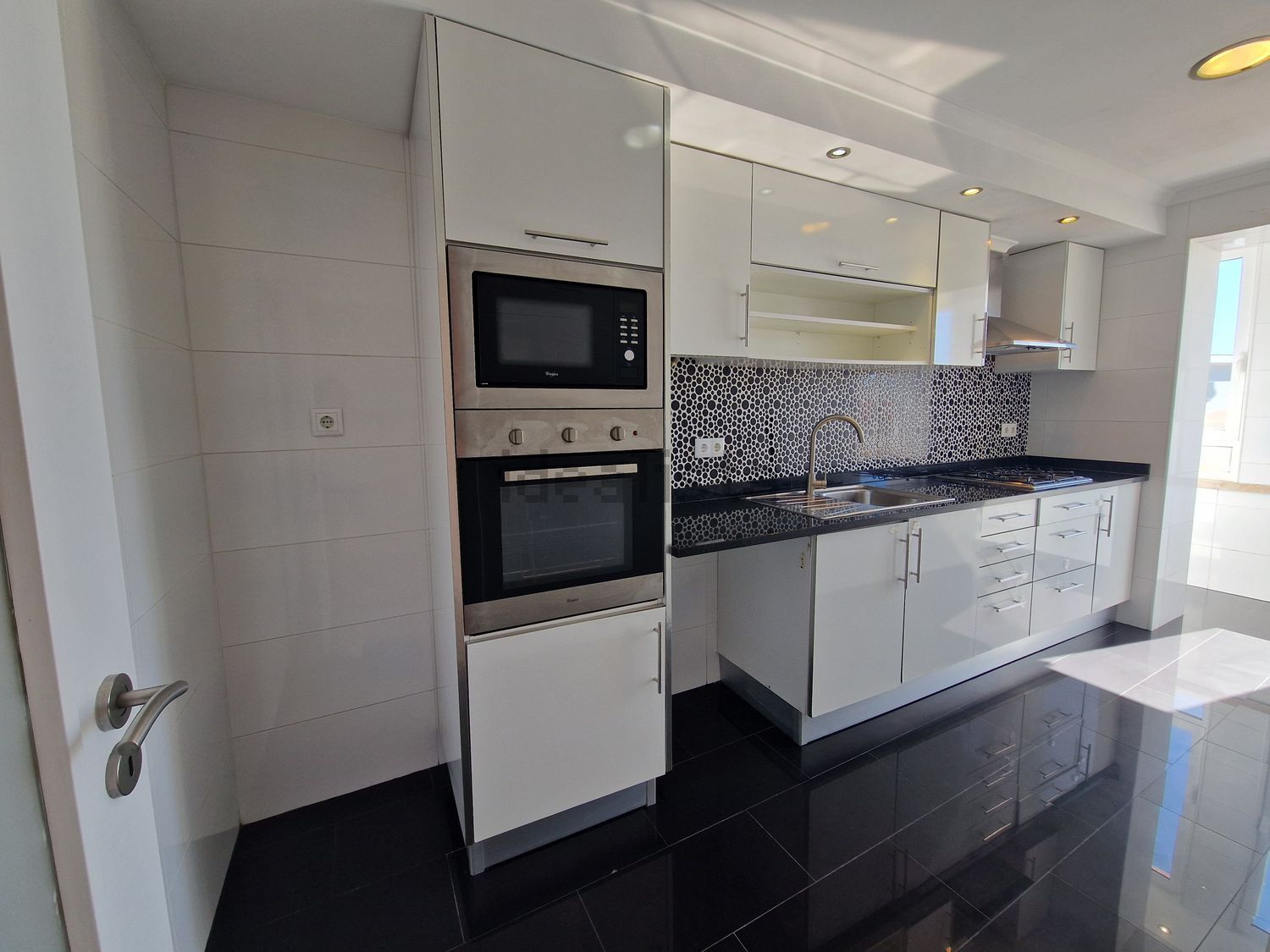 公寓 t2出售在Rua Morais Soares, 3 - 厨房