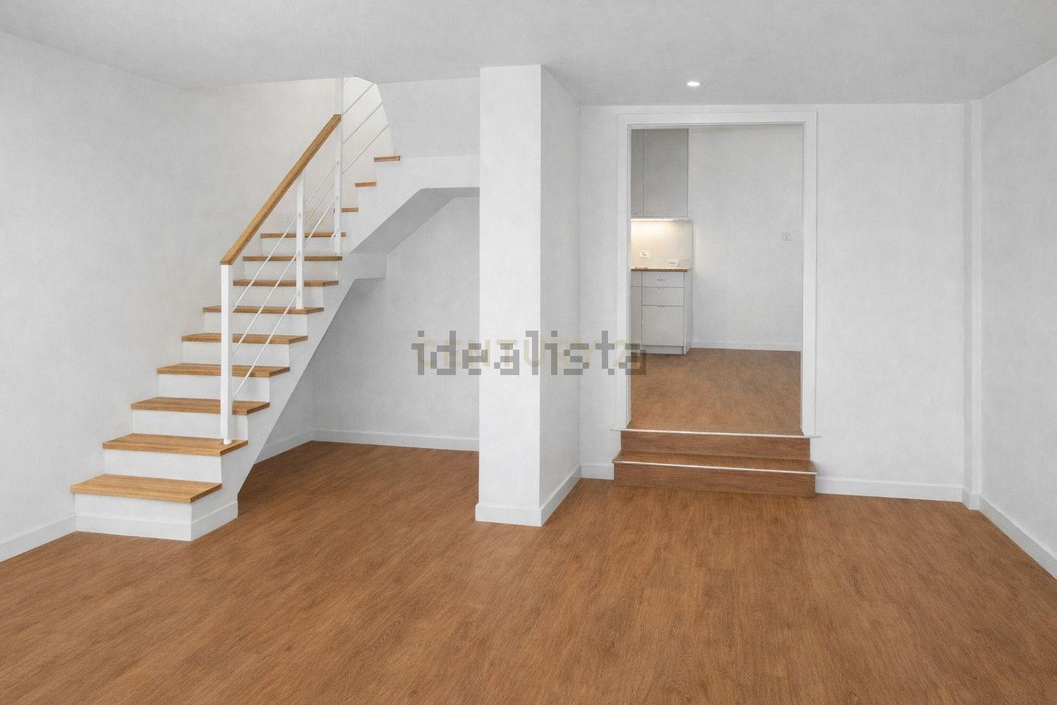 小楼房或独栋别墅出售在Rua Florêncio José Cannas, 25 - 详情