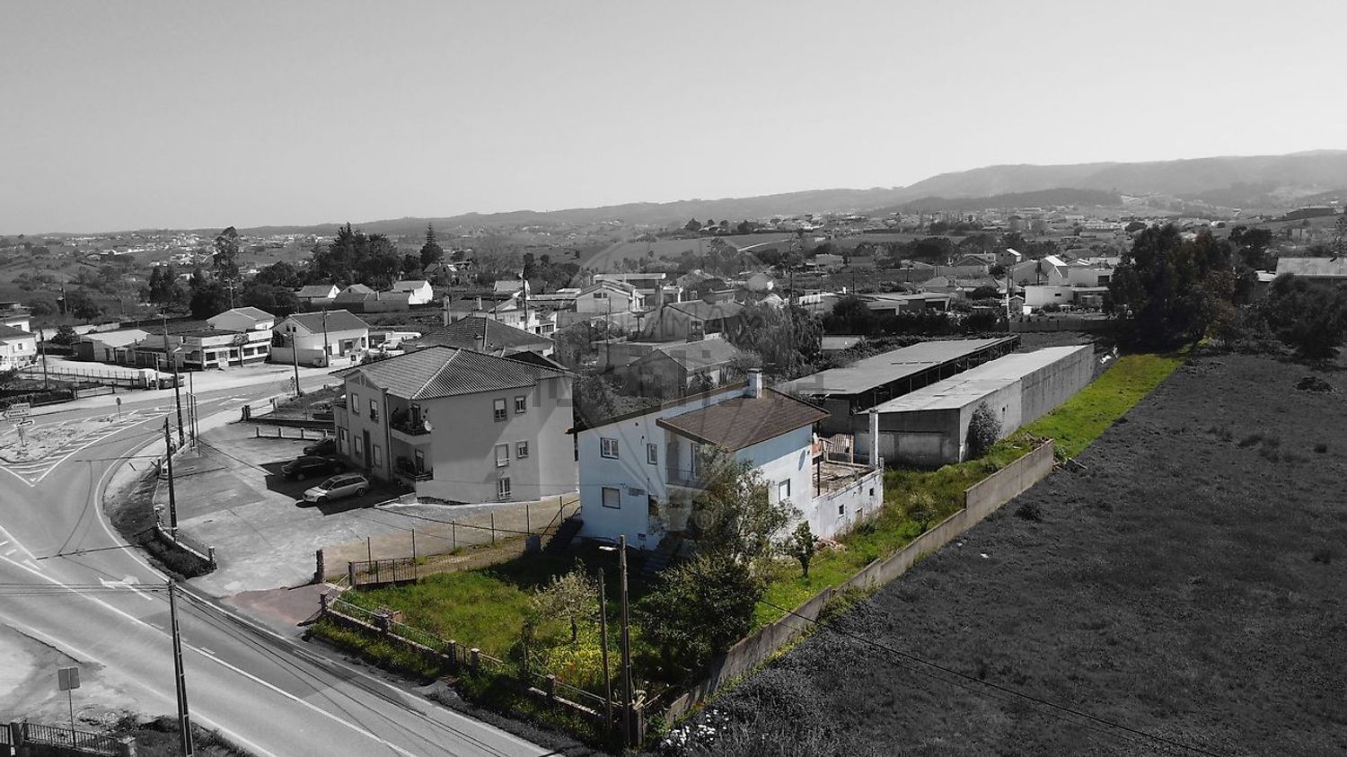 小楼房或独栋别墅出售在Lamas e Cercal - 视线