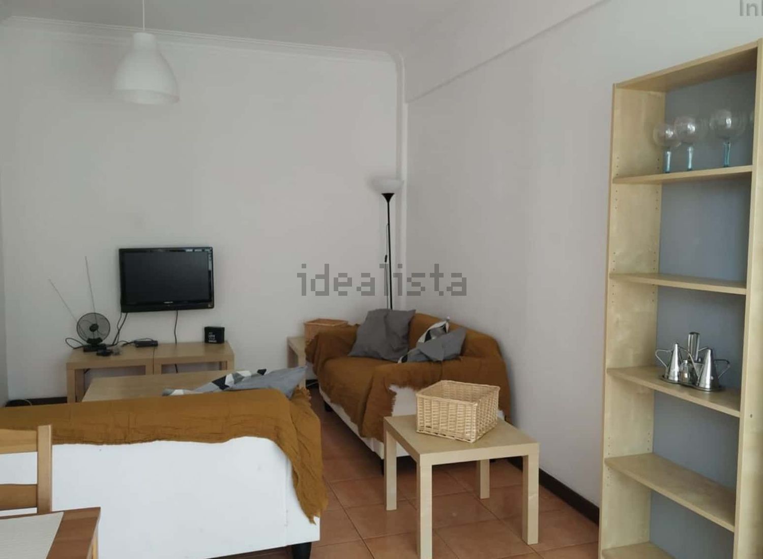 出租房间在Rua Cordeiro Ferreira, 16 - 客厅