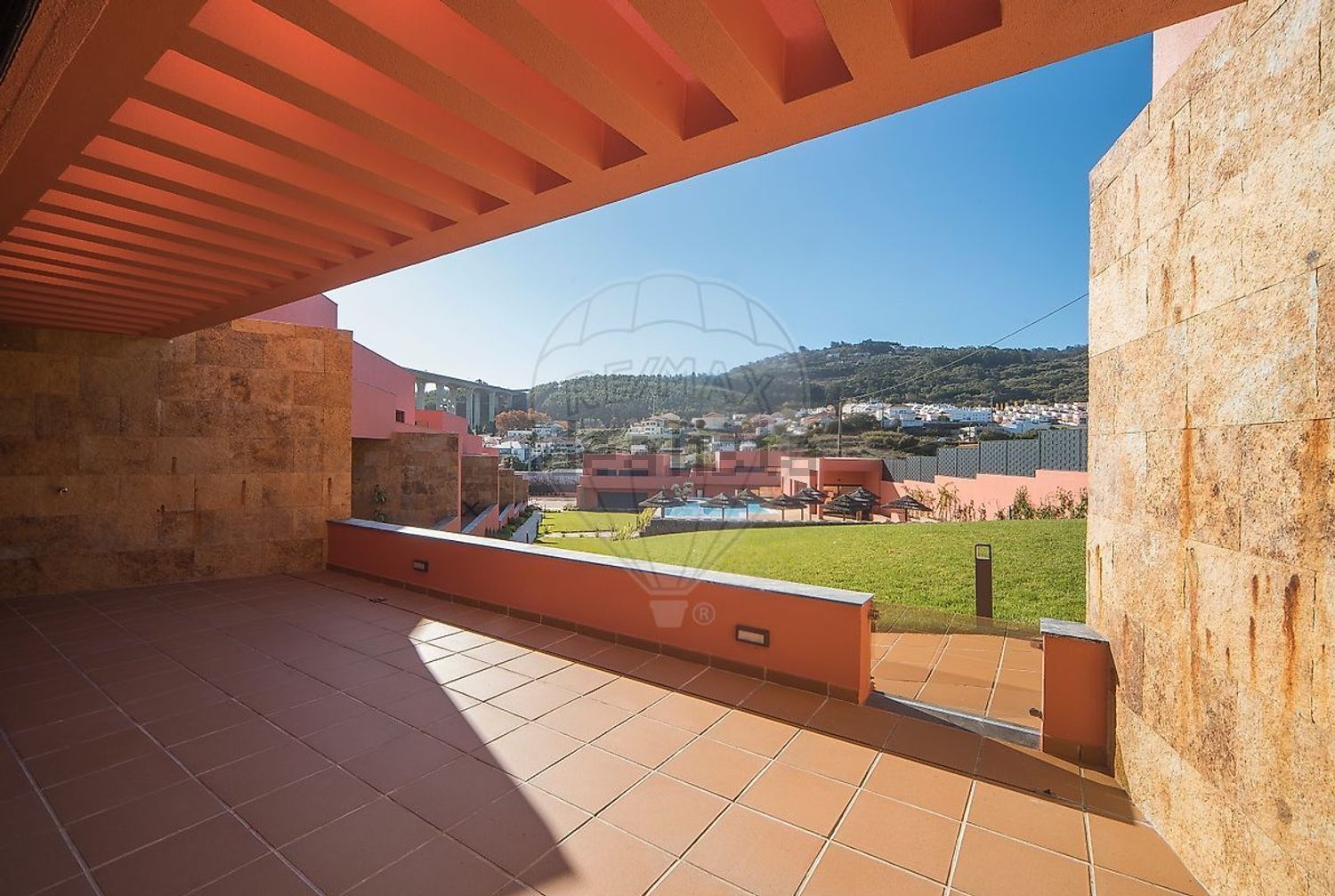 出租小楼房或独栋别墅Cm1318 - 阳台