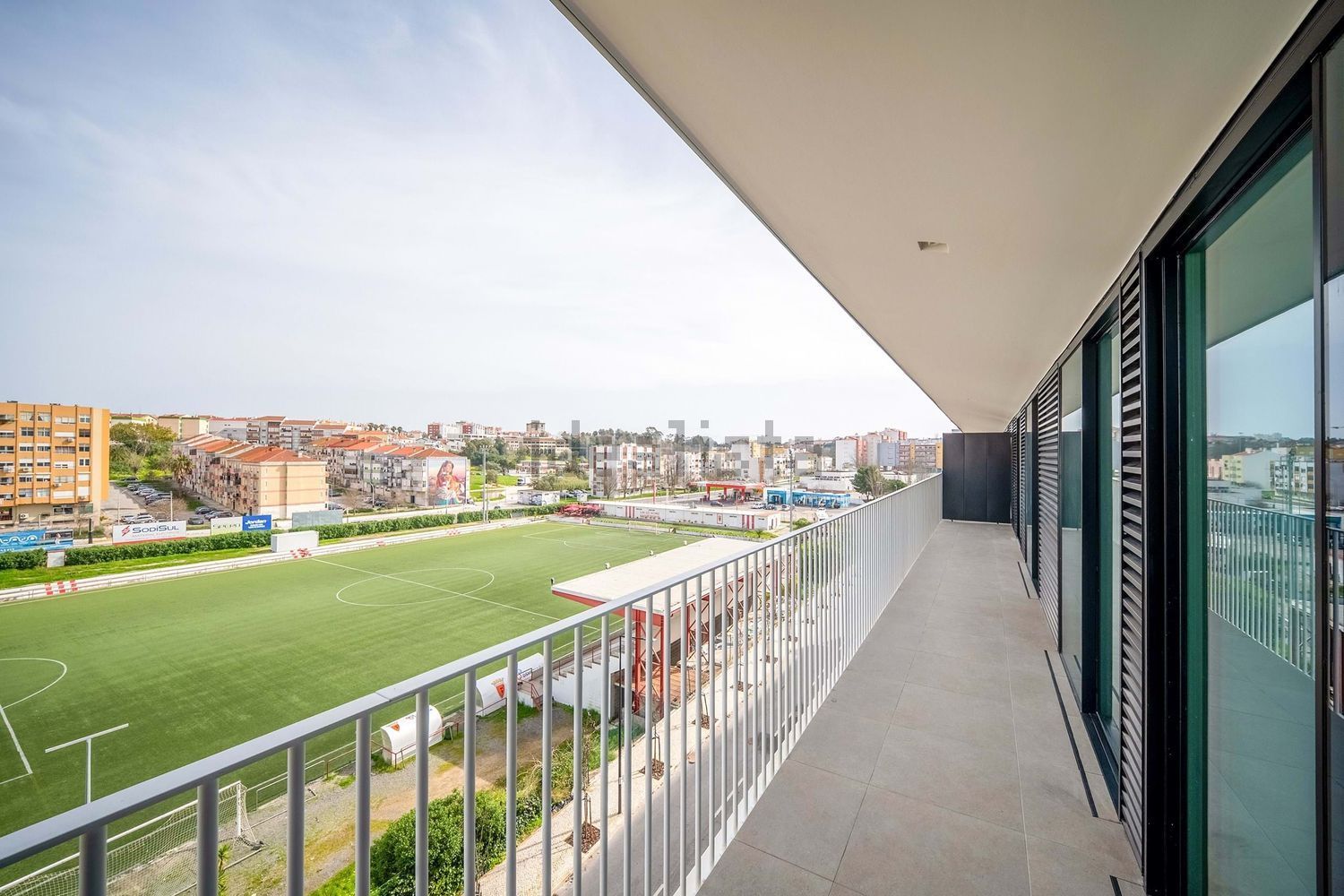 出租公寓 t2在Rua Bombeiros Voluntários do Barreiro, 31 - 阳台