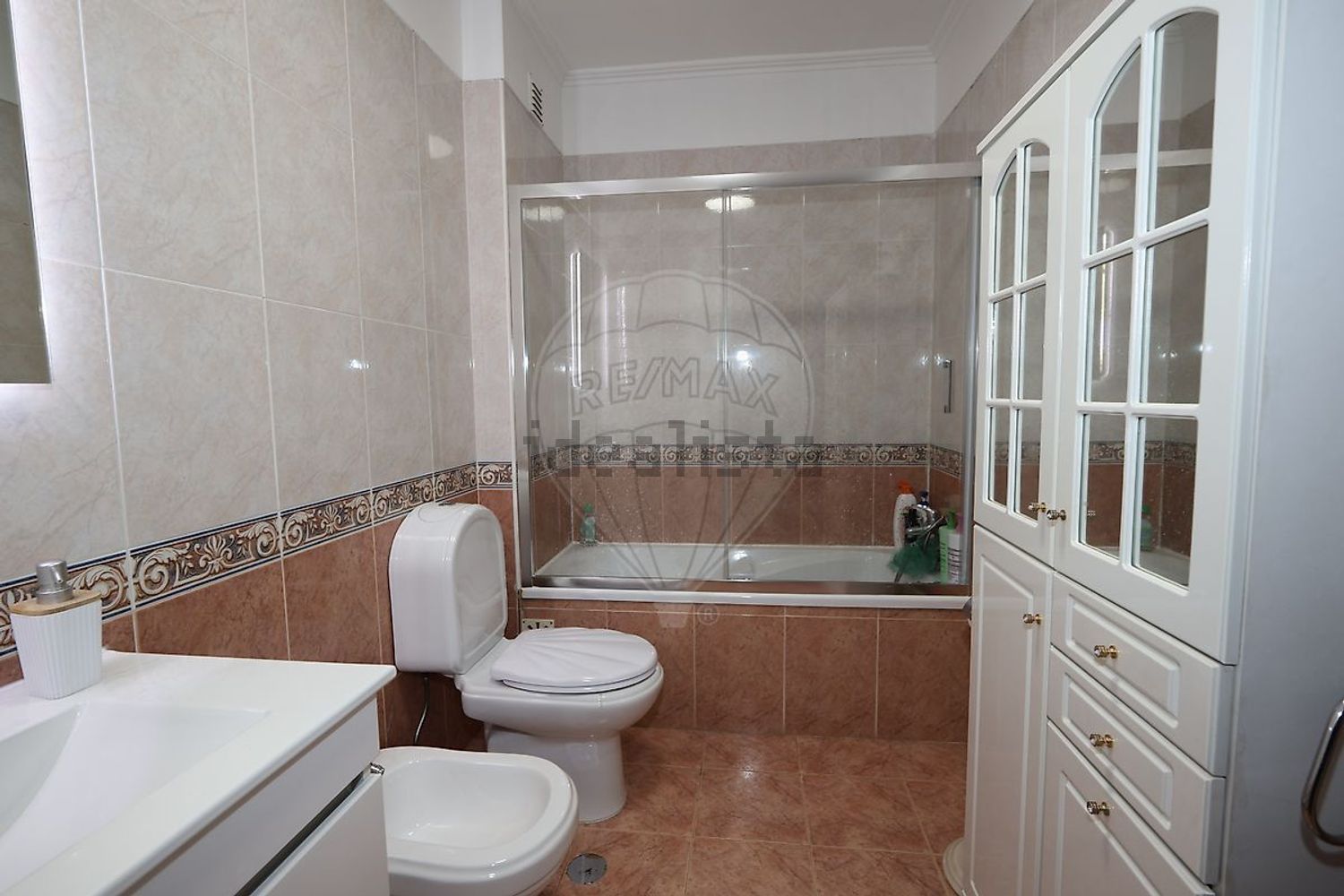 公寓 t3出售在Praceta Arcebispo Oscar Romero - 卫生间